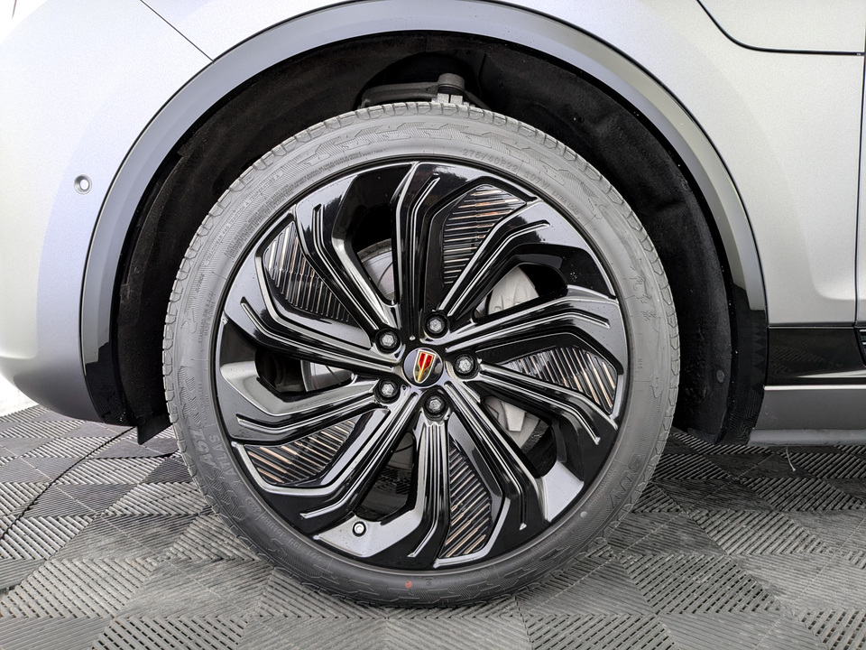 Фото Hongqi E-HS9 с пробегом 22395 км