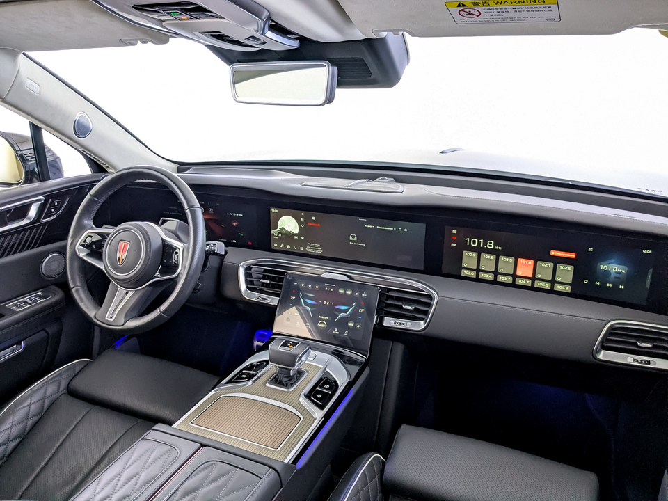 Фото Hongqi E-HS9 с пробегом 22395 км