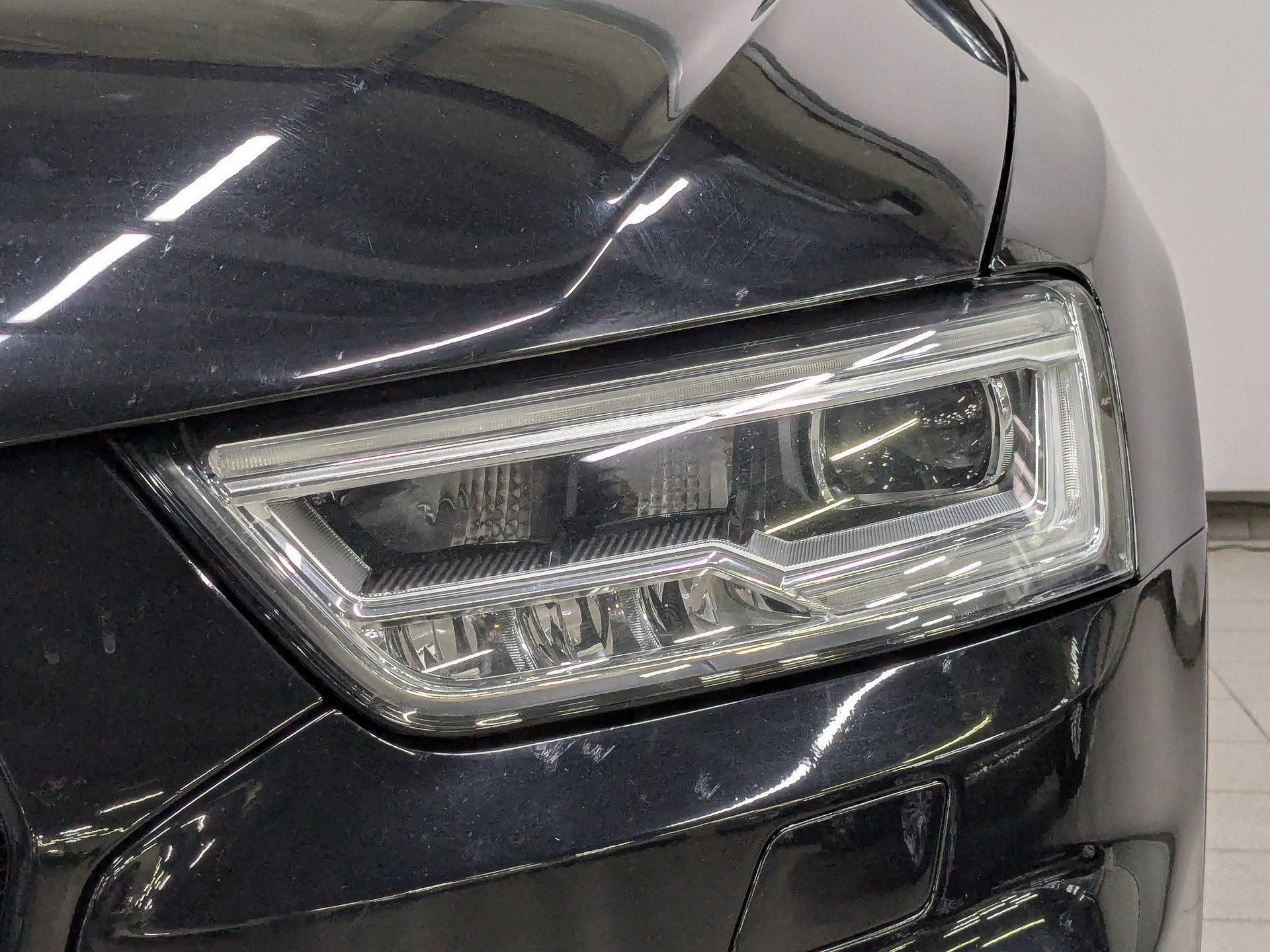 AUDI Q3 2.00 (180 л.с), автомат, 2017, пробег 76 827 км