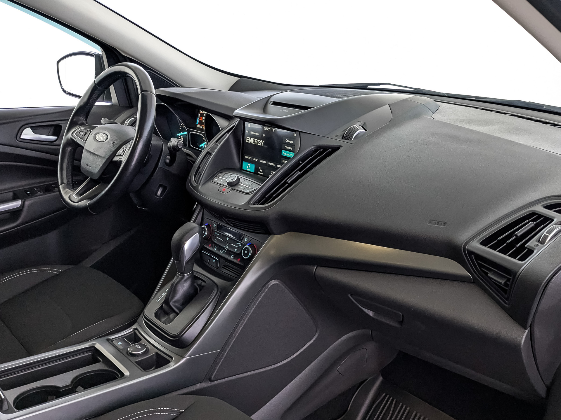FORD Kuga 2.50 (150 л.с), автомат, 2018, пробег 186 959 км