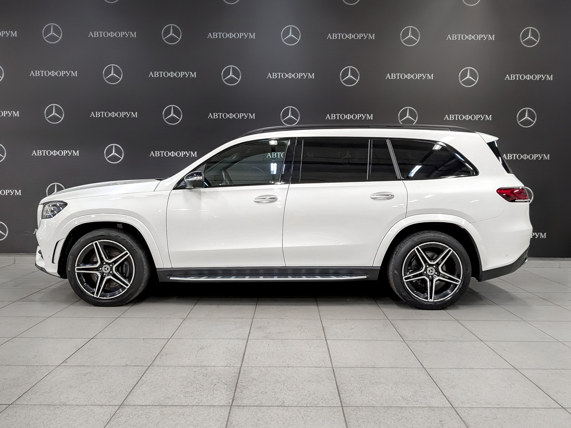 MERCEDES-BENZ GLS 3.00 (367 л.с), автомат, 2020, пробег 52 100 км