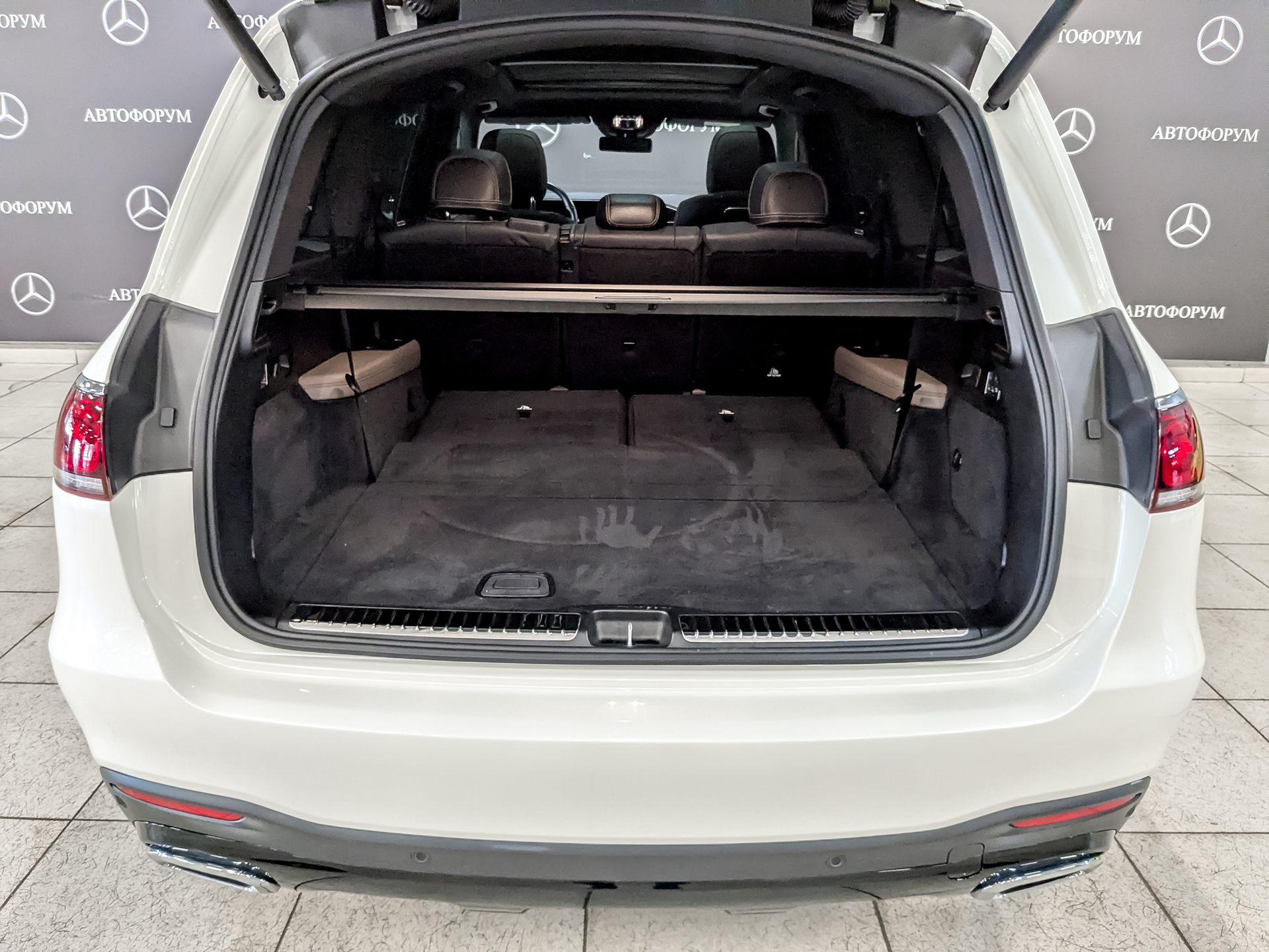 MERCEDES-BENZ GLS 3.00 (367 л.с), автомат, 2020, пробег 52 100 км