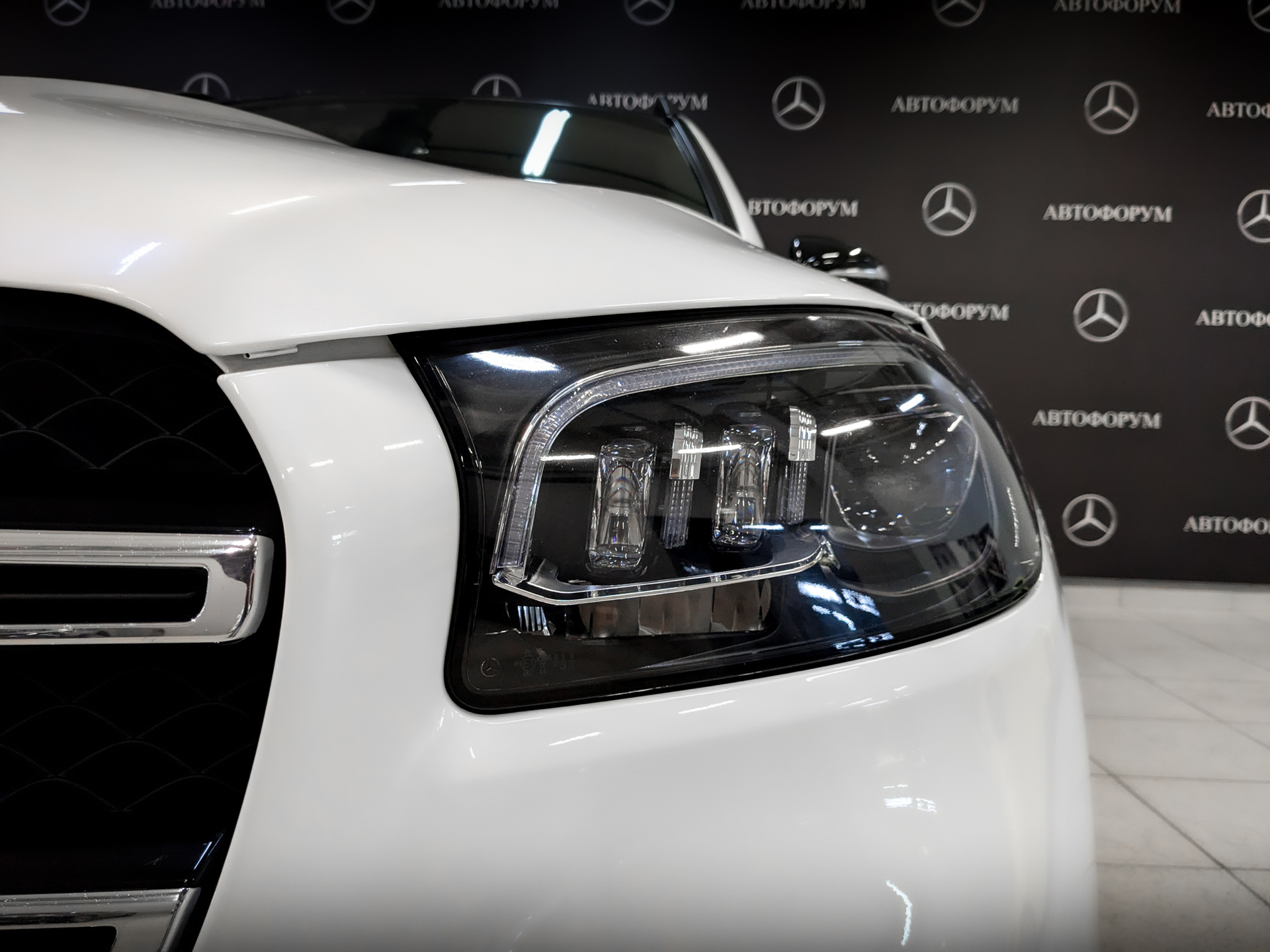 MERCEDES-BENZ GLS 3.00 (367 л.с), автомат, 2020, пробег 52 100 км