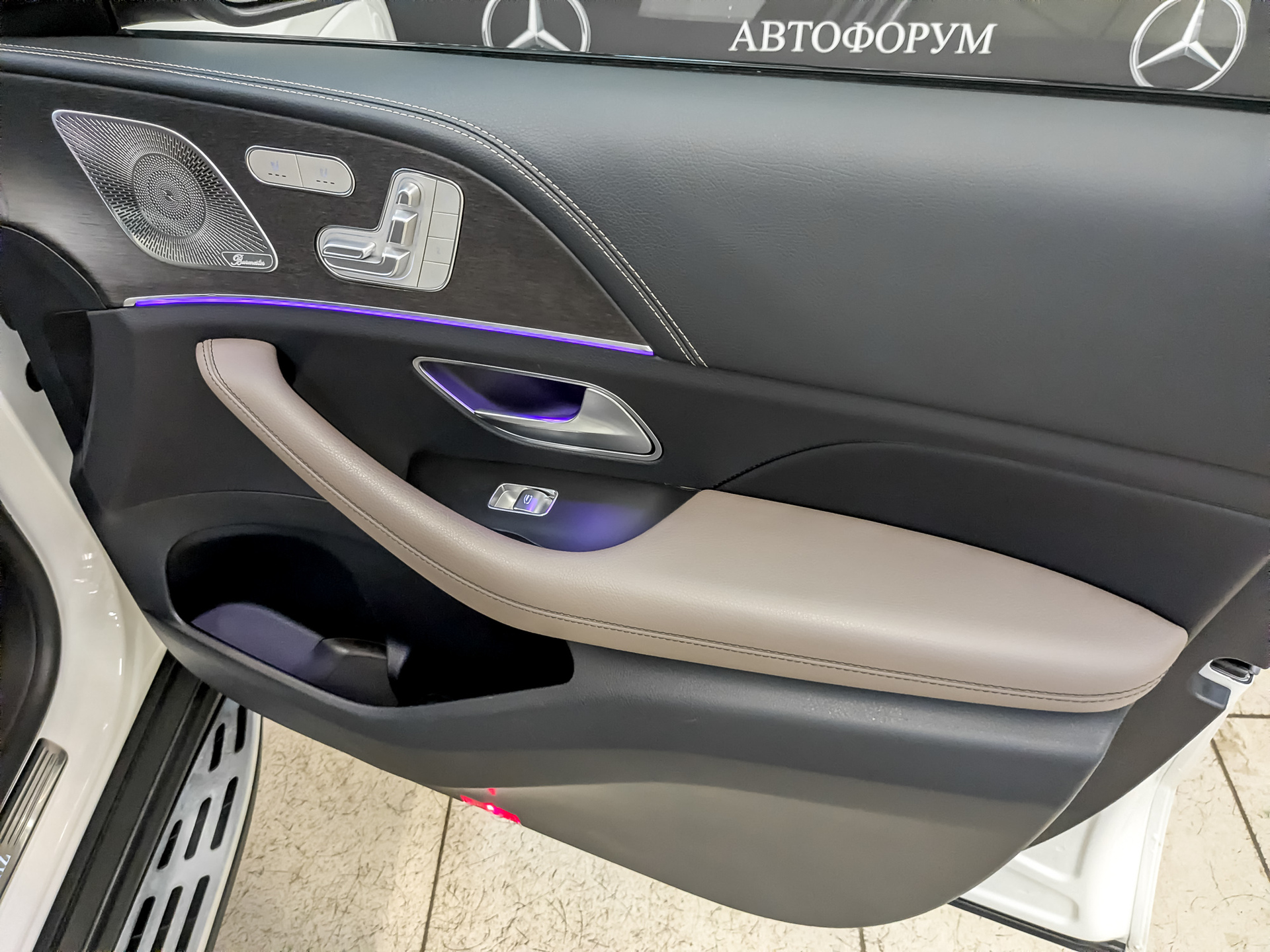 MERCEDES-BENZ GLS 3.00 (367 л.с), автомат, 2020, пробег 52 100 км