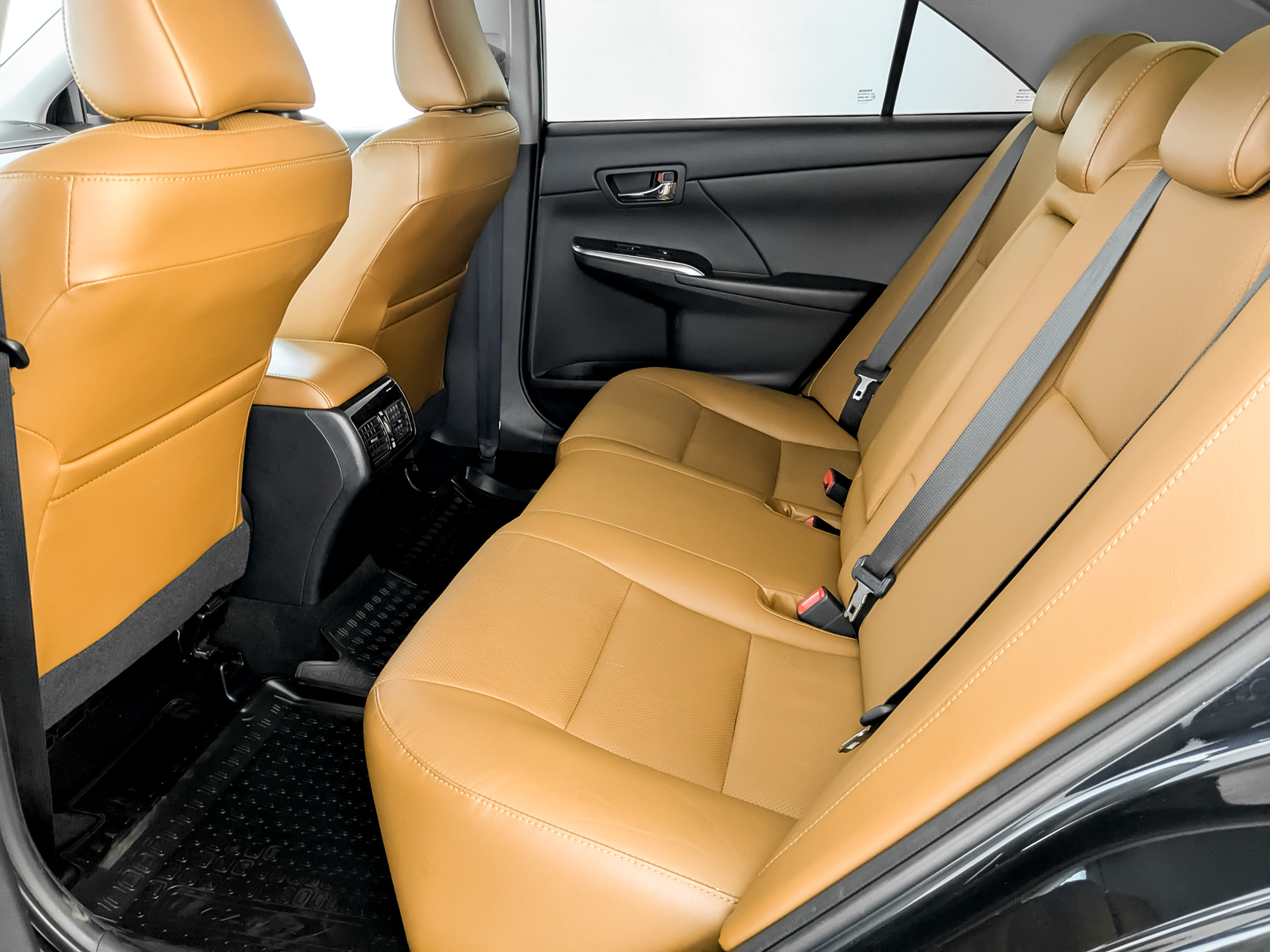 TOYOTA Camry 2.50 (181 л.с), автомат, 2017, пробег 52 500 км