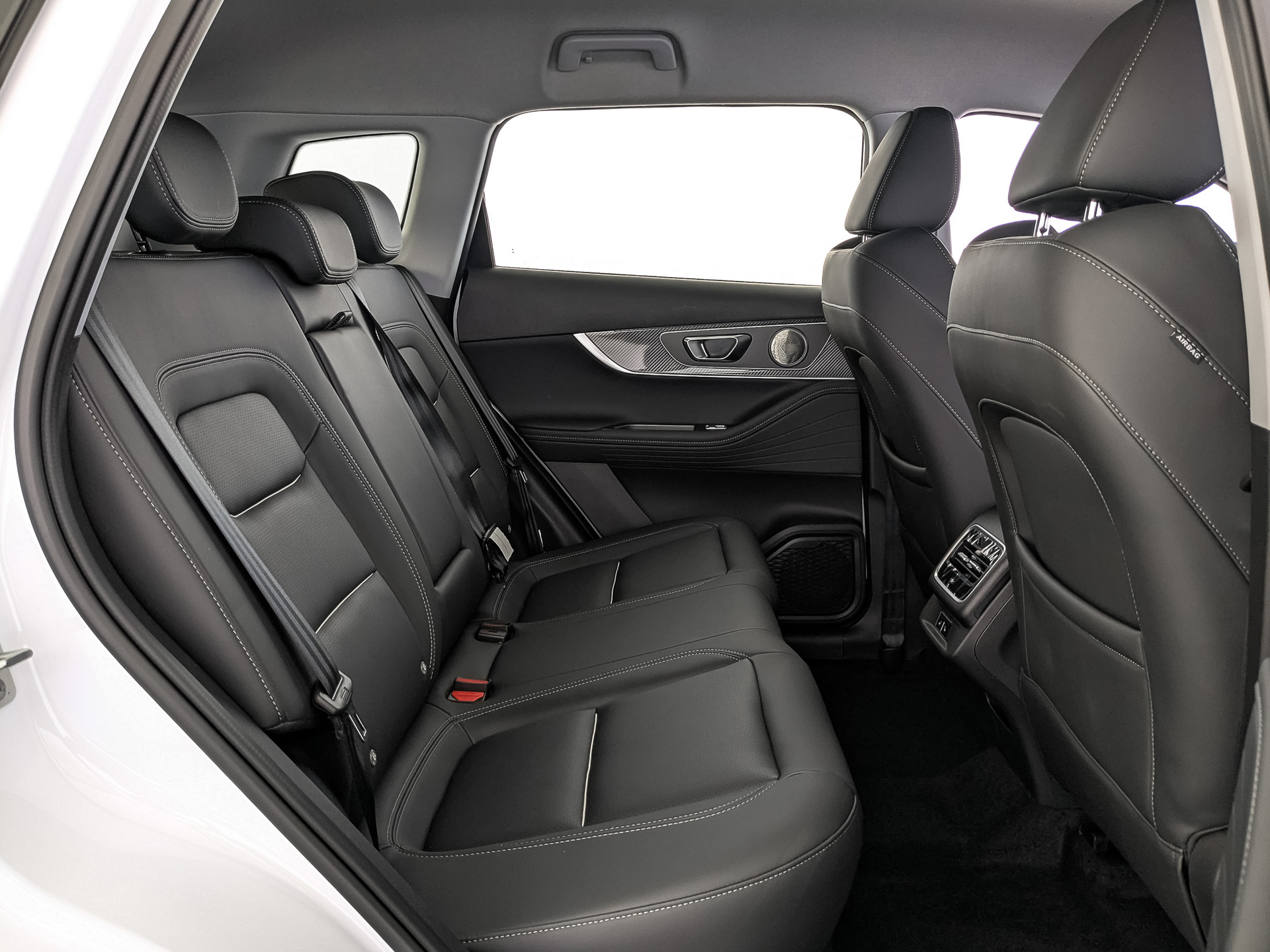Фото Tenet T7 Актив 1.6T/150 7RT 2WD