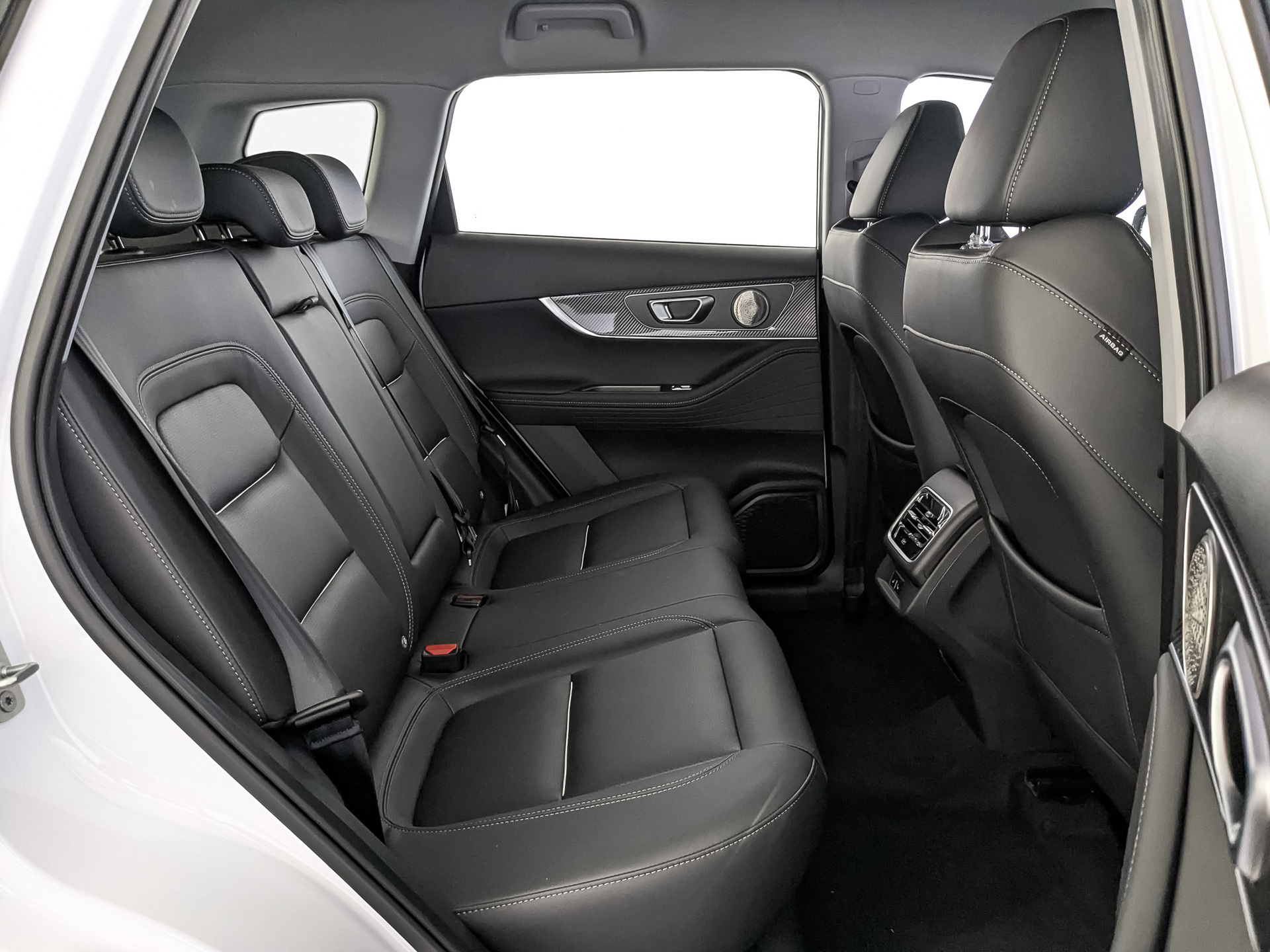 Фото Tenet T7 Актив 1.6T/150 7RT 2WD