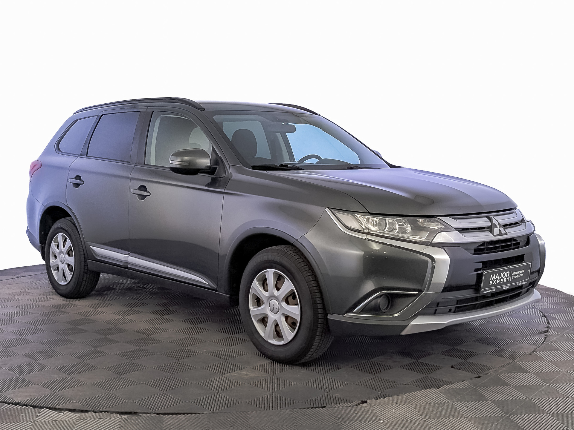 MITSUBISHI Outlander 2.00 (146 л.с), автомат, 2018, пробег 156 155 км
