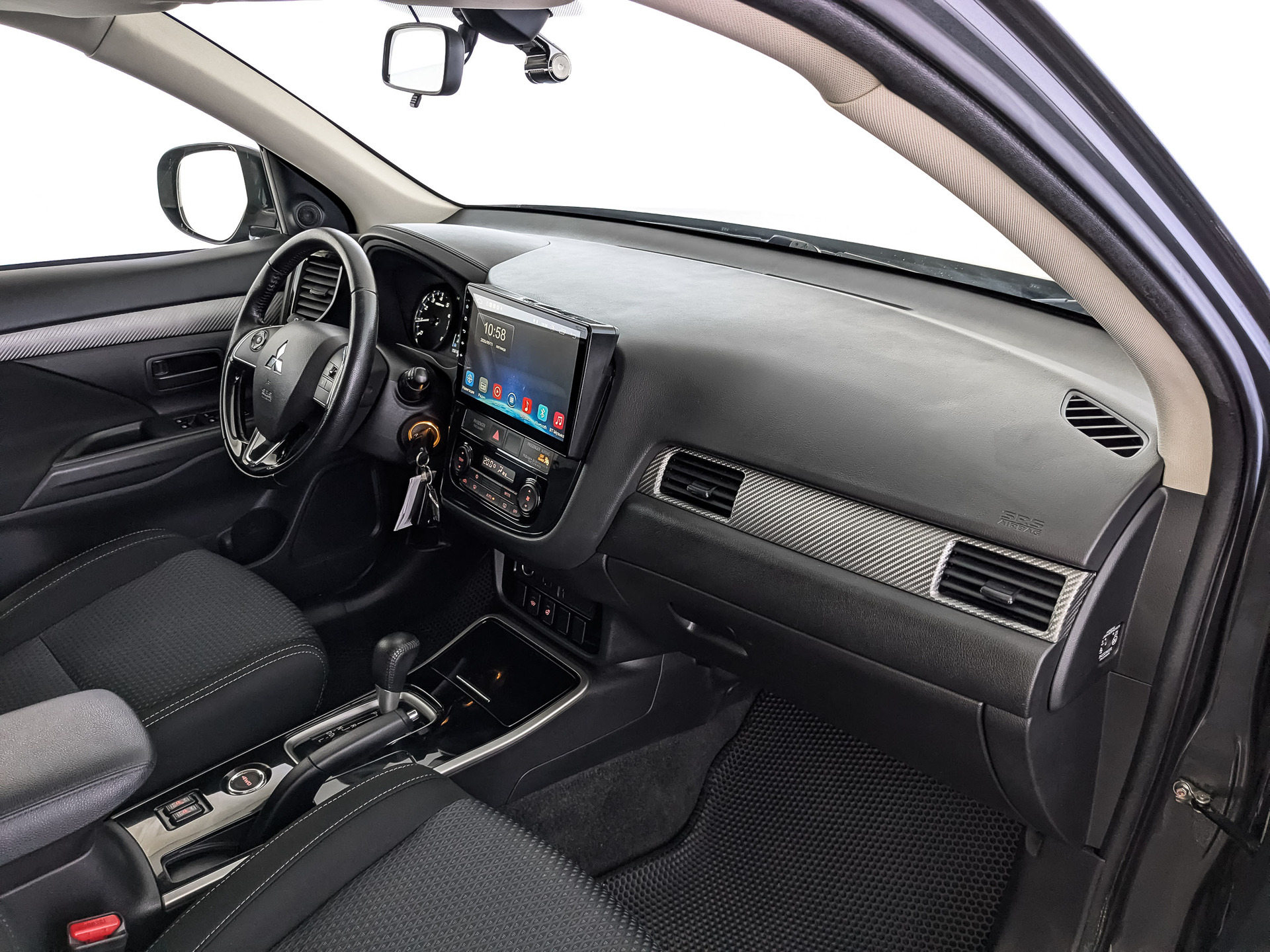 MITSUBISHI Outlander 2.00 (146 л.с), автомат, 2018, пробег 156 155 км