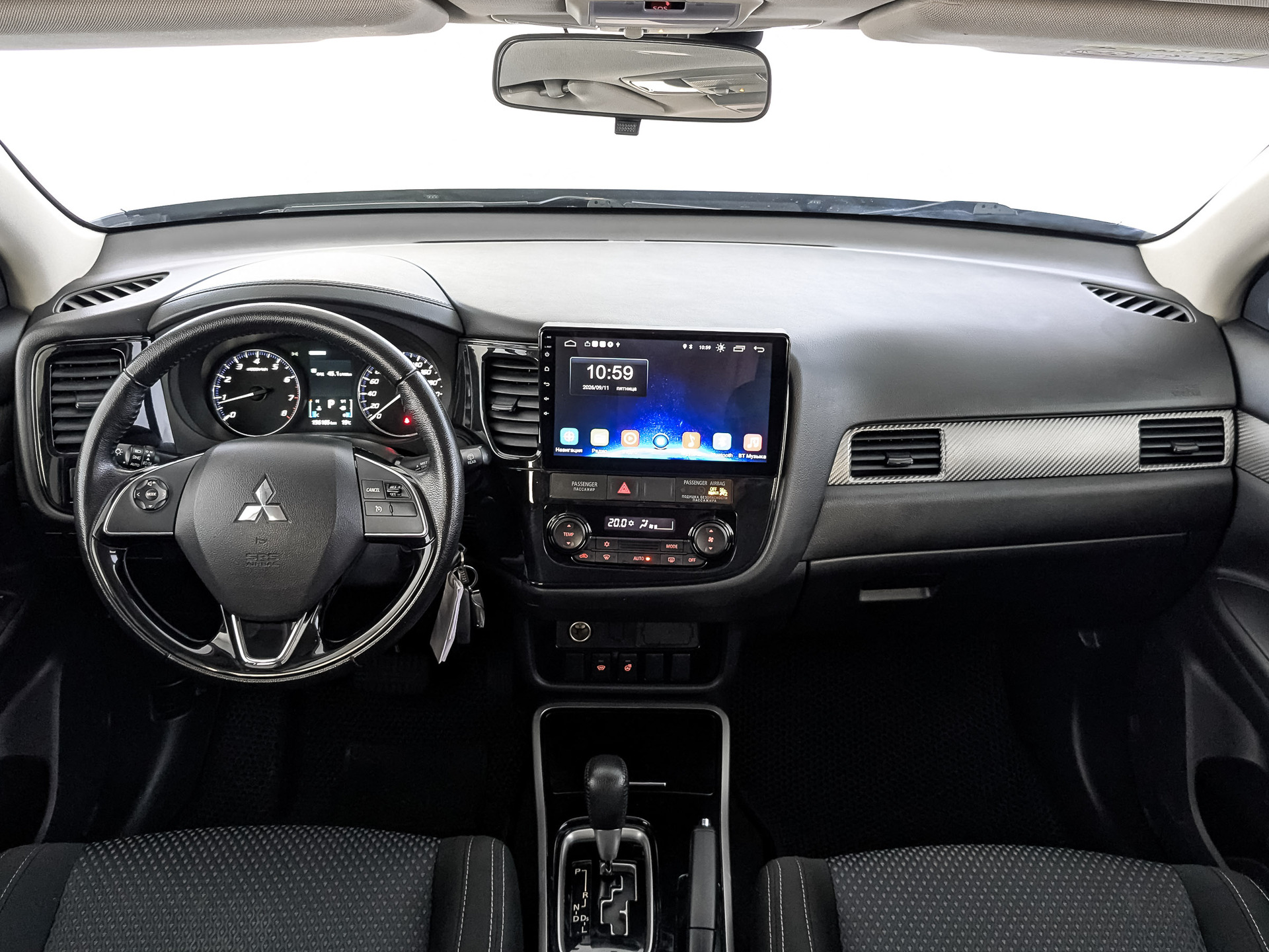 MITSUBISHI Outlander 2.00 (146 л.с), автомат, 2018, пробег 156 155 км