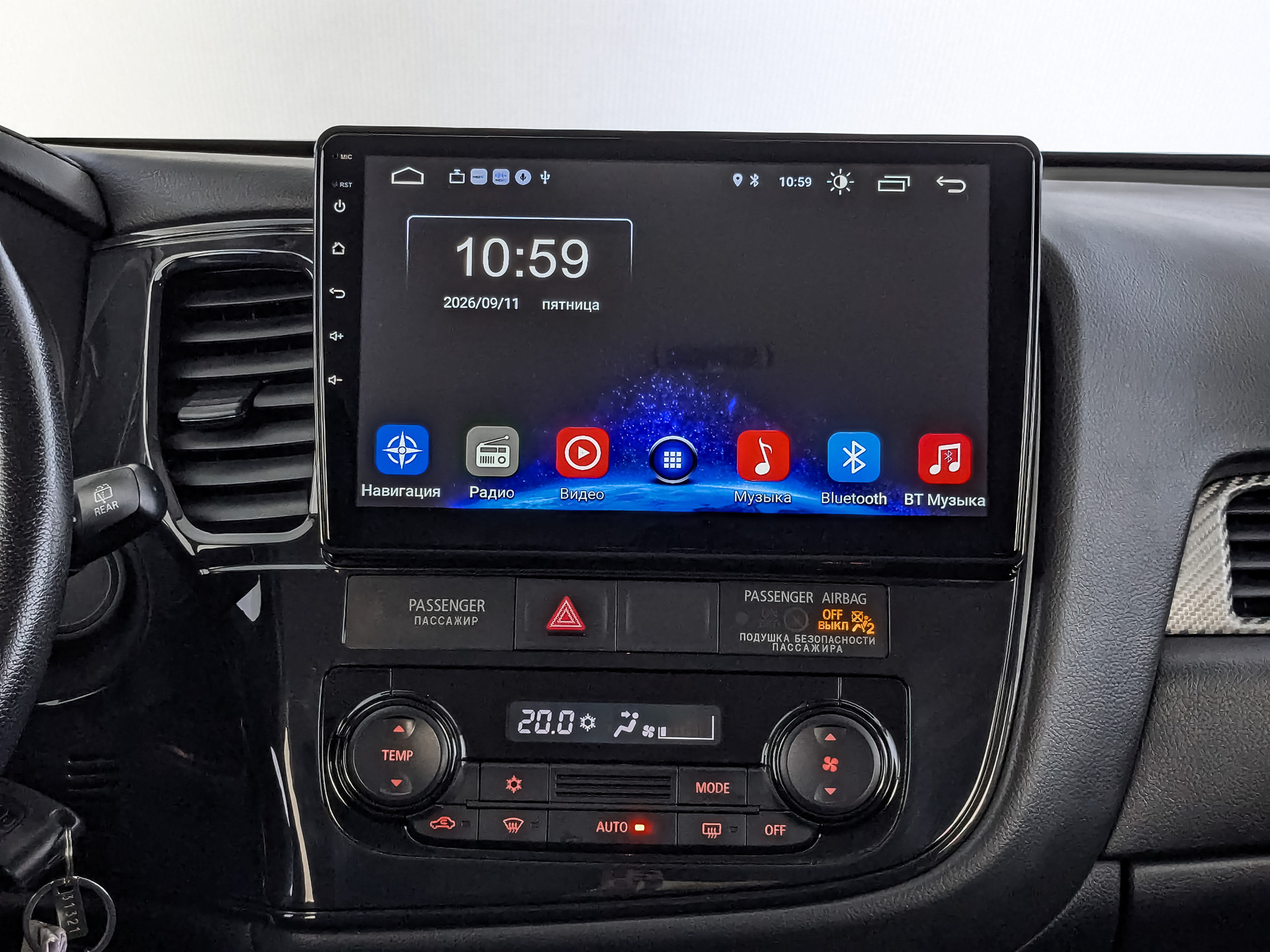MITSUBISHI Outlander 2.00 (146 л.с), автомат, 2018, пробег 156 155 км
