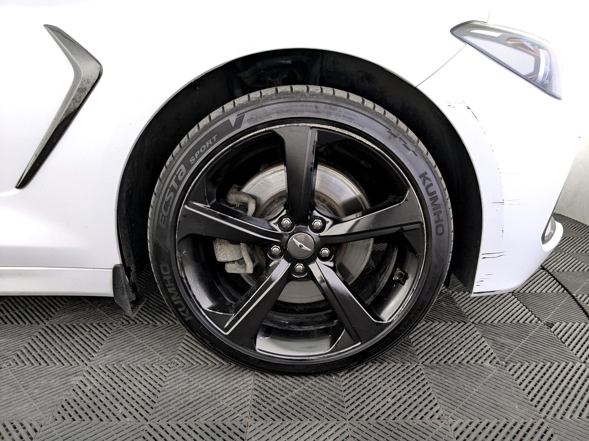 GENESIS G70 2.00 (247 л.с), автомат, 2021, пробег 124 724 км