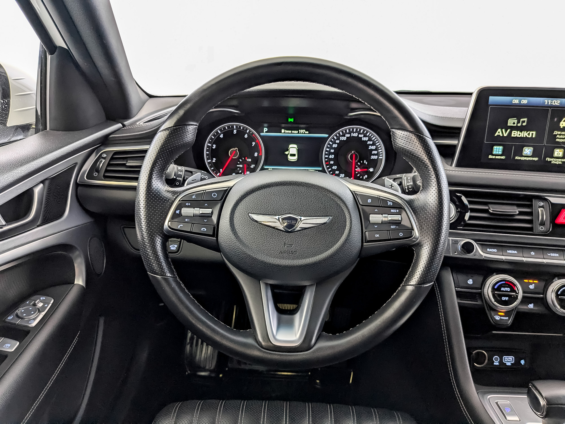 GENESIS G70 2.00 (247 л.с), автомат, 2021, пробег 124 724 км