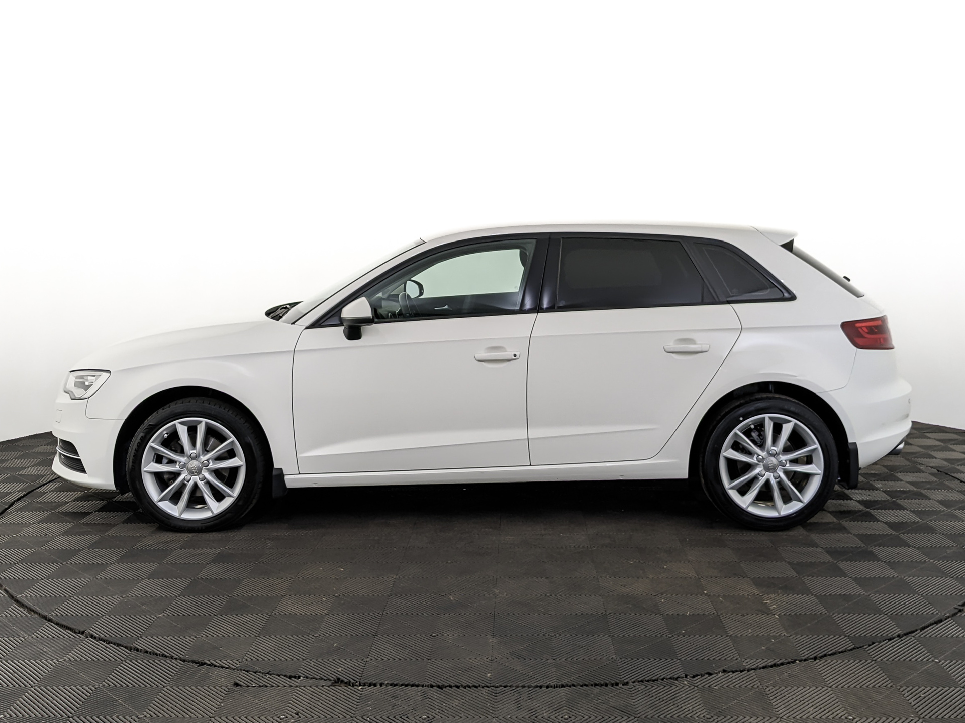 AUDI A3 1.20 (110 л.с), автомат, 2014, пробег 78 050 км