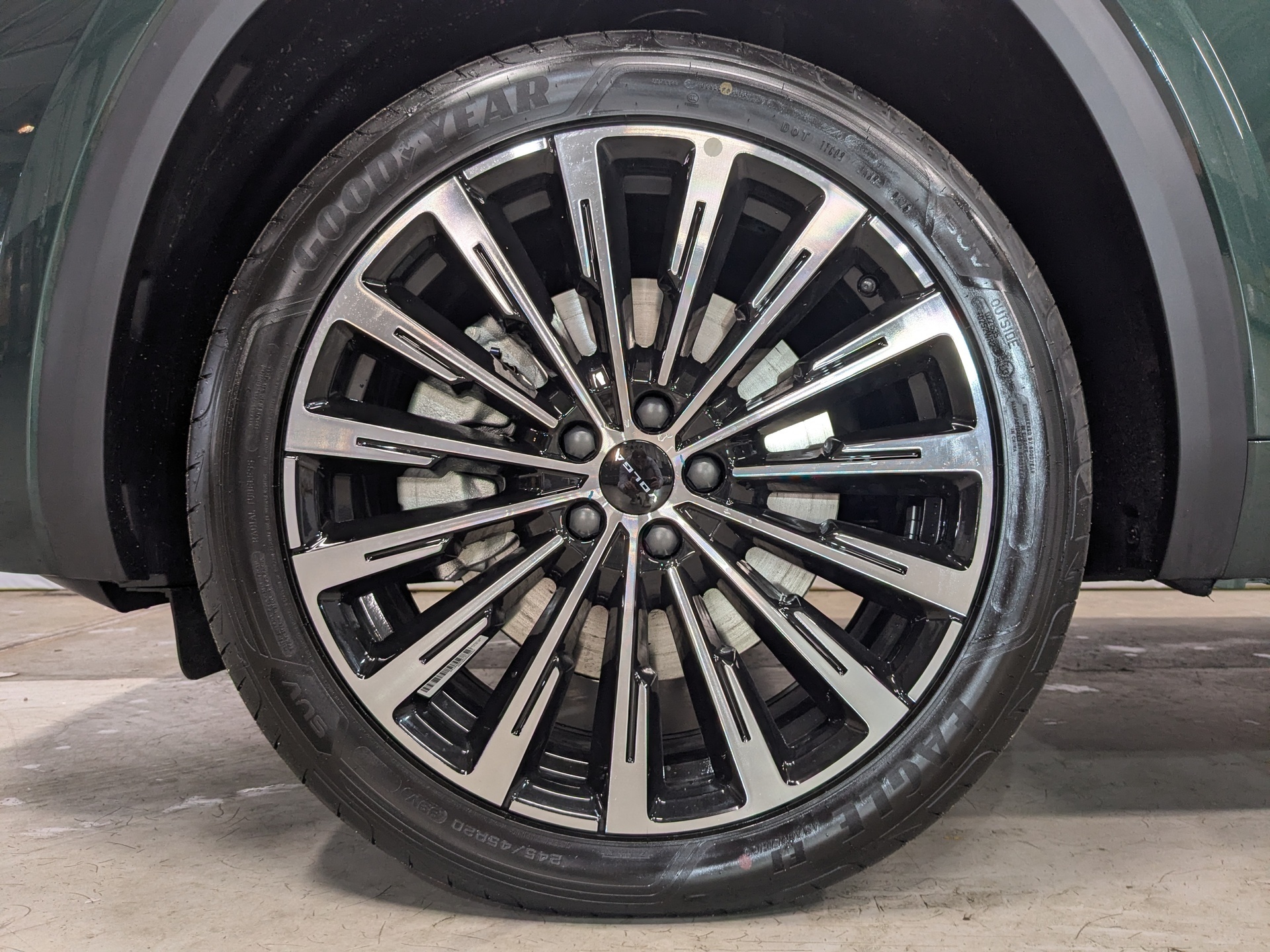 Фото Volga K50 Эксклюзив 2.0T/238 8AT 4WD