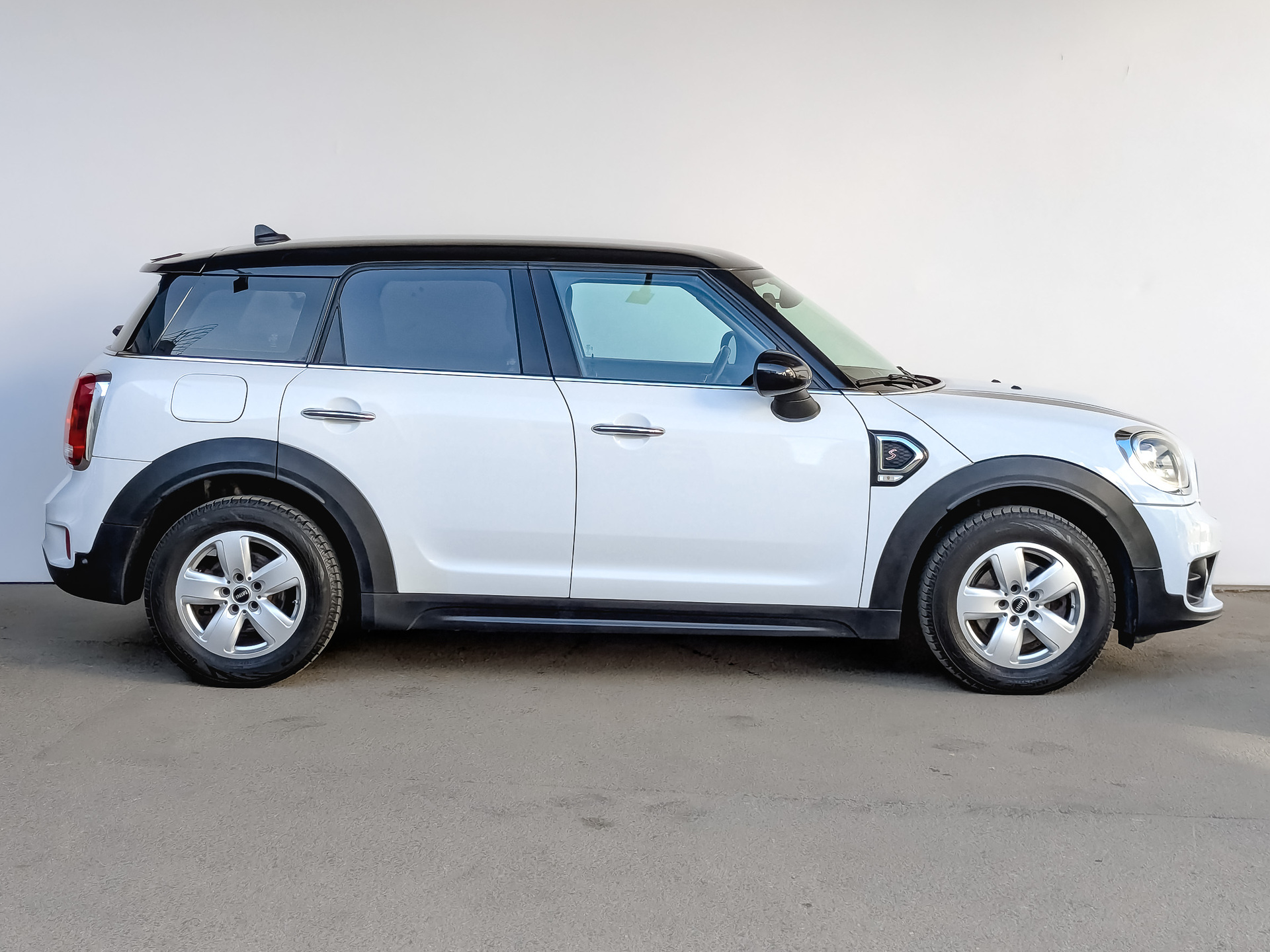 MINI Countryman 1.50 (136 л.с), автомат, 2018, пробег 105 224 км