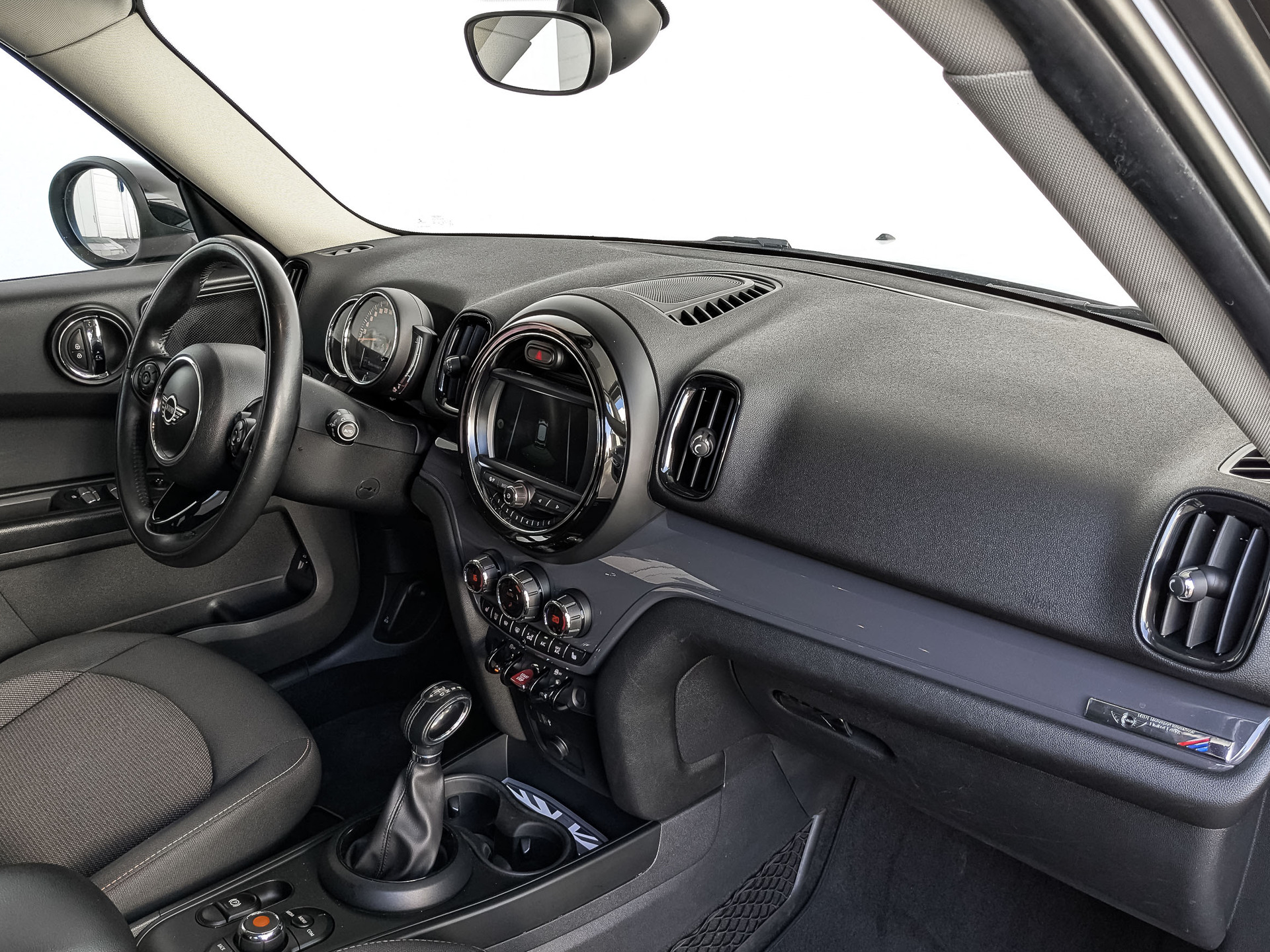 MINI Countryman 1.50 (136 л.с), автомат, 2018, пробег 105 224 км