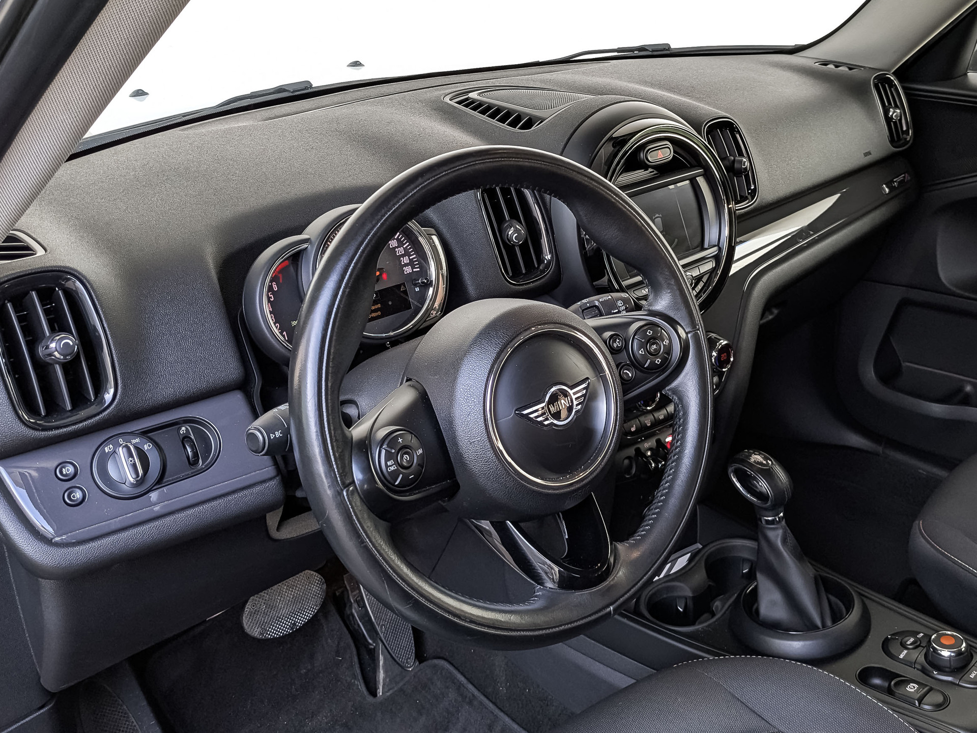MINI Countryman 1.50 (136 л.с), автомат, 2018, пробег 105 224 км
