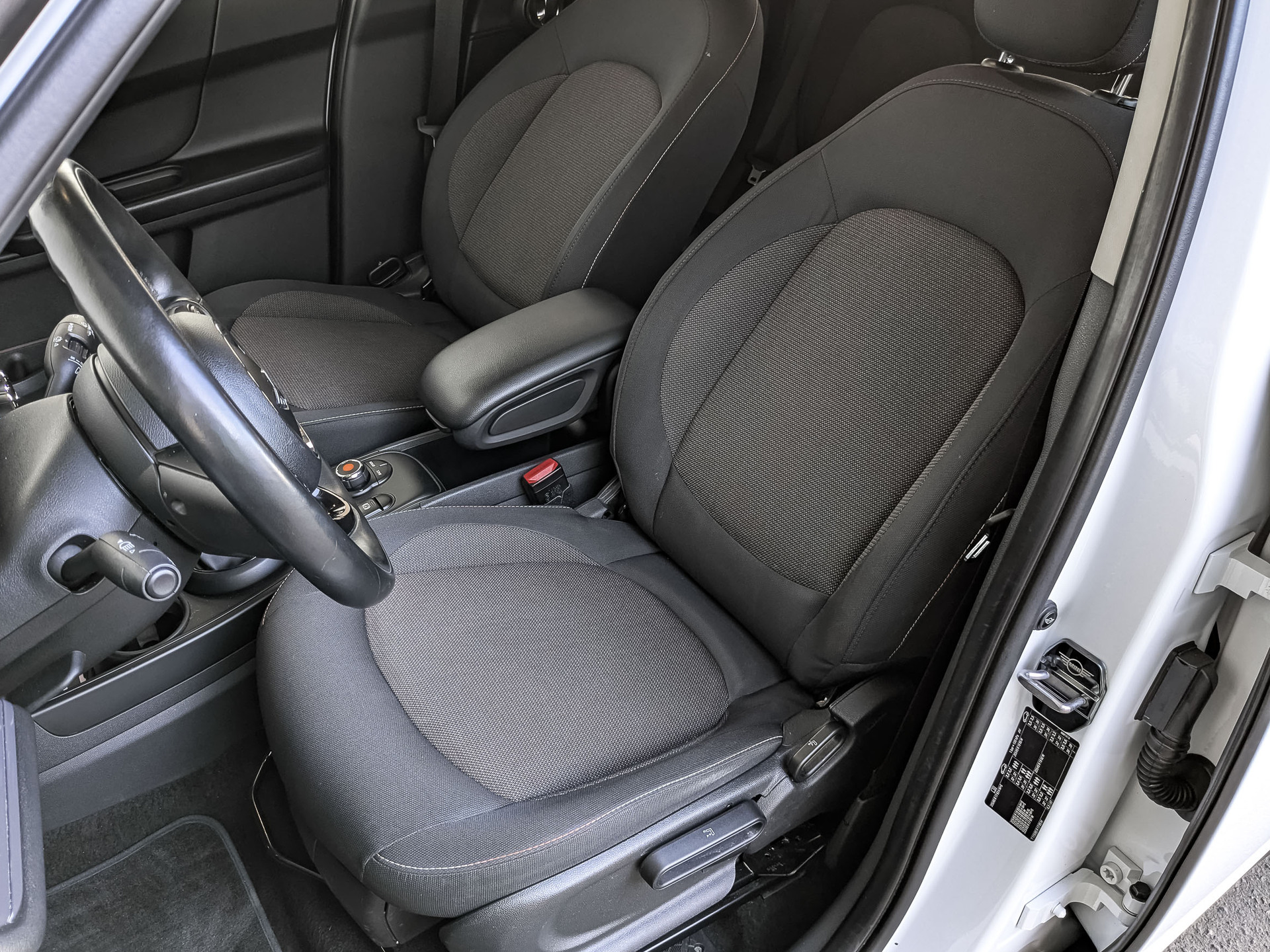 MINI Countryman 1.50 (136 л.с), автомат, 2018, пробег 105 224 км