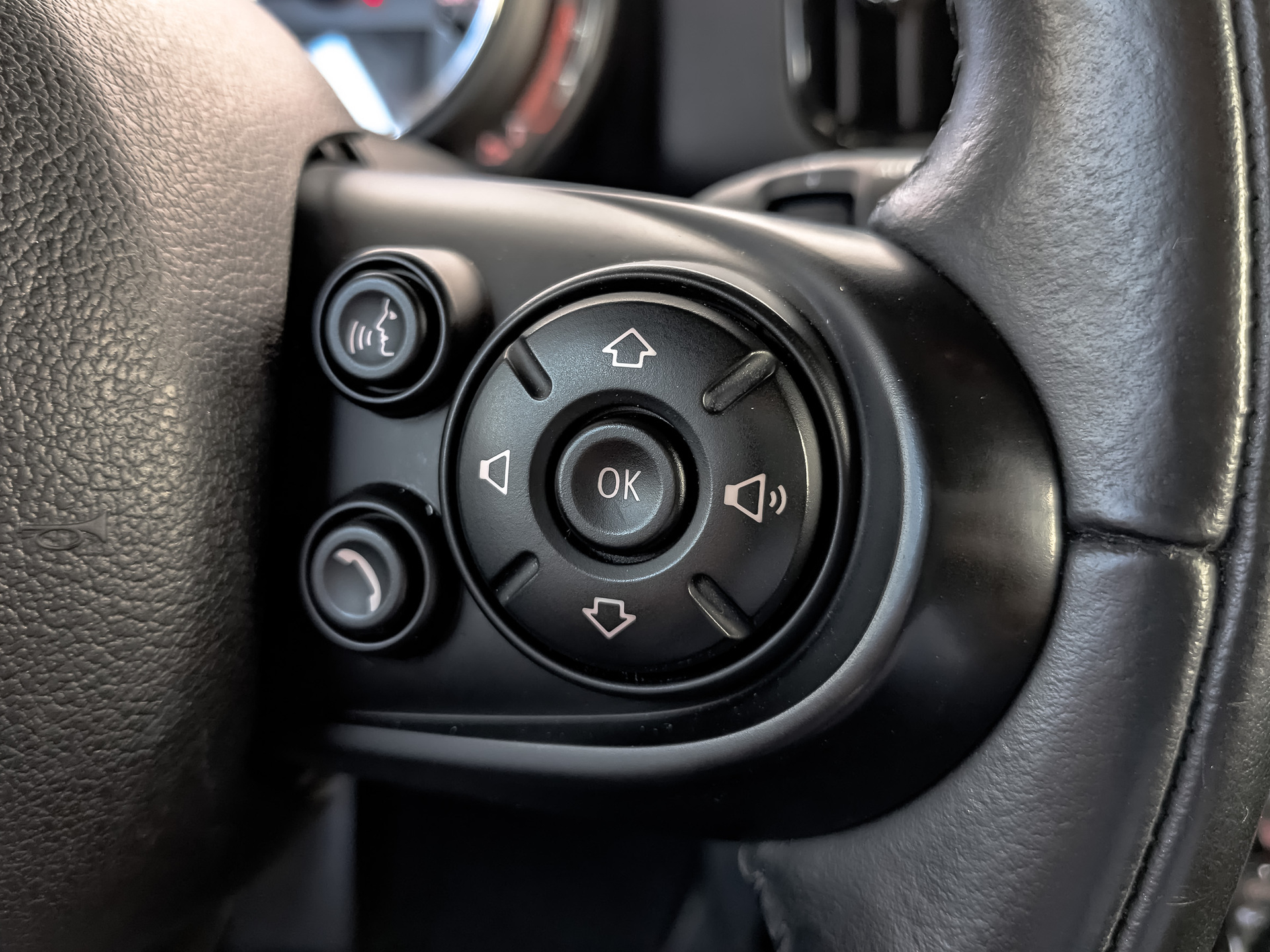MINI Countryman 1.50 (136 л.с), автомат, 2018, пробег 105 224 км