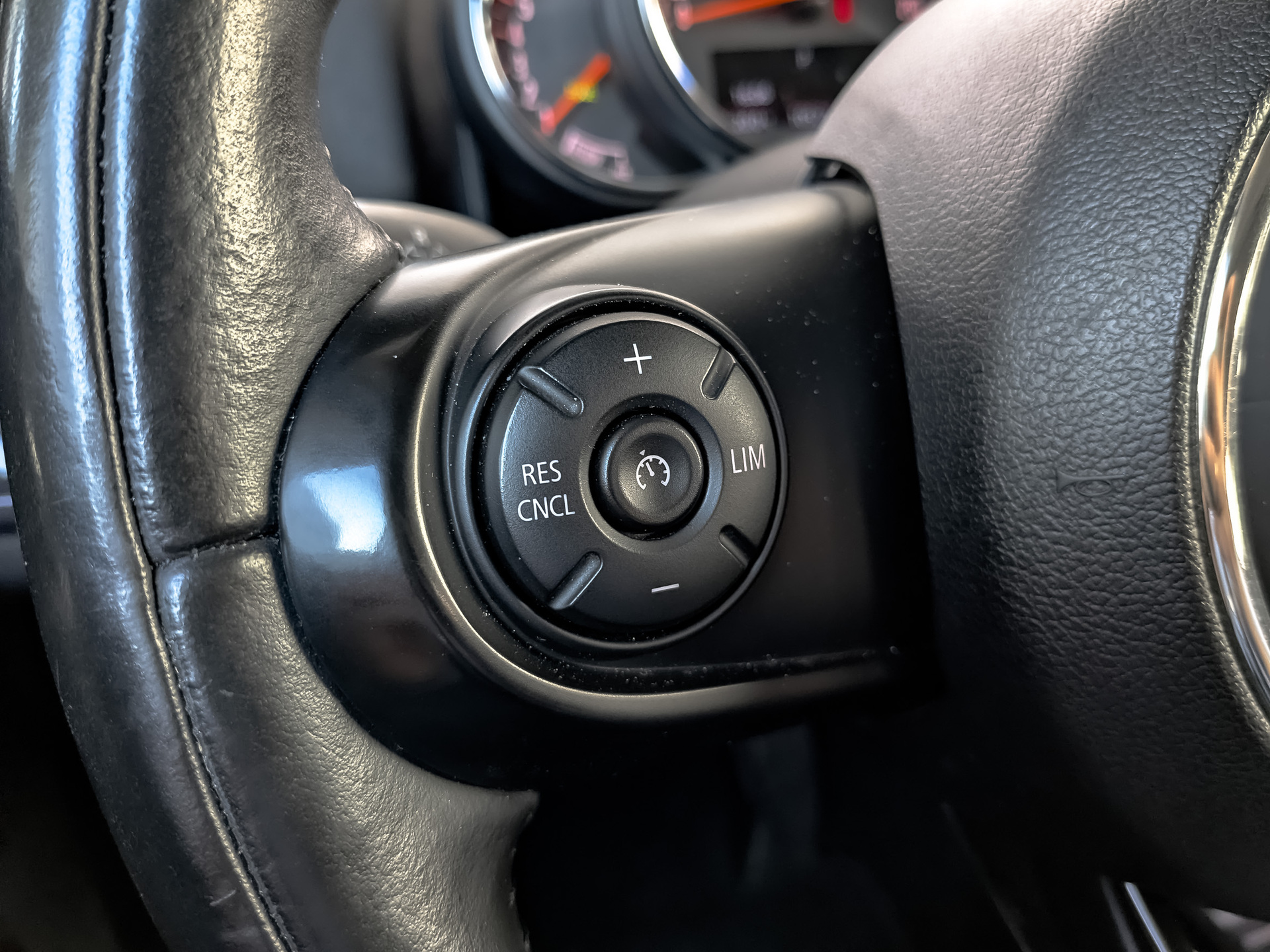 MINI Countryman 1.50 (136 л.с), автомат, 2018, пробег 105 224 км