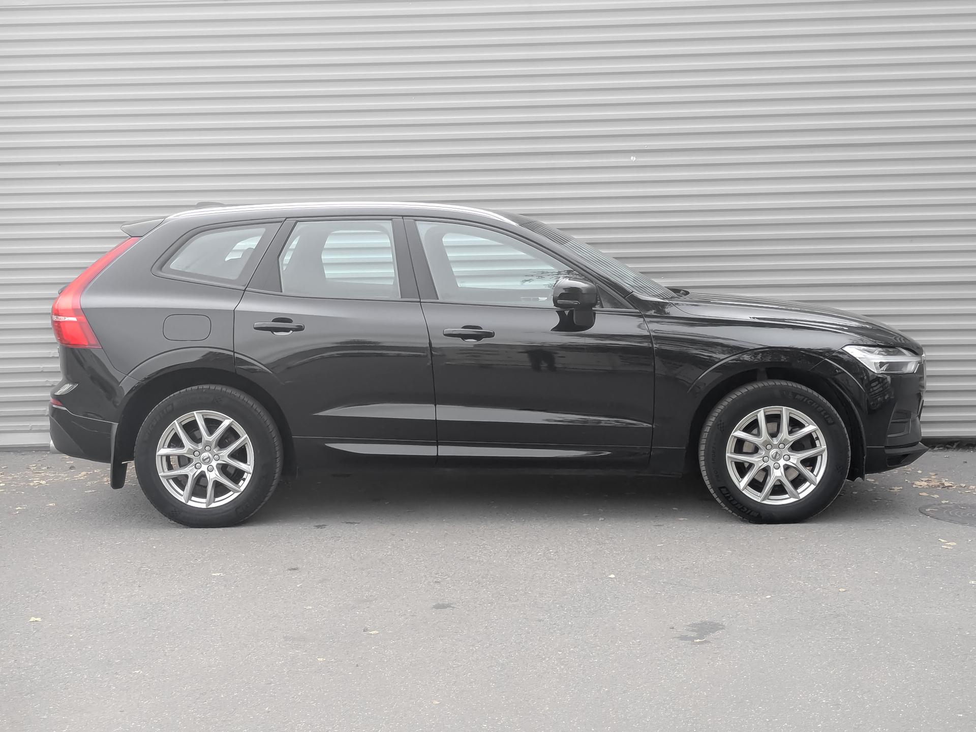 VOLVO XC60 2.00 (190 л.с), автомат, 2020, пробег 119 678 км