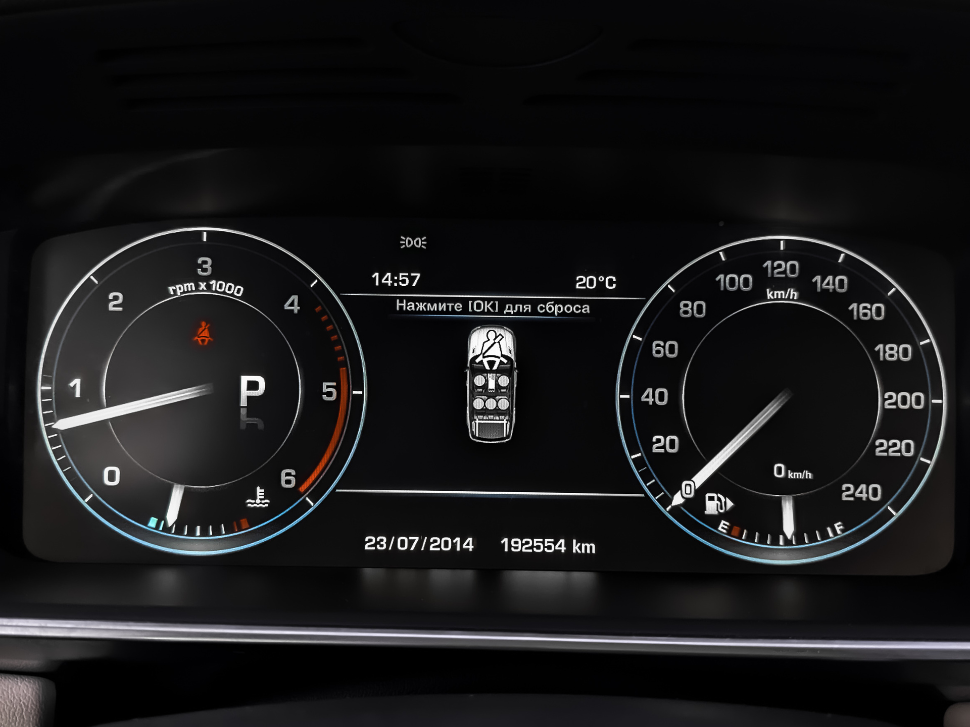 LAND ROVER Range Rover Sport 3.00 (292 л.с), автомат, 2013, пробег 192 546 км
