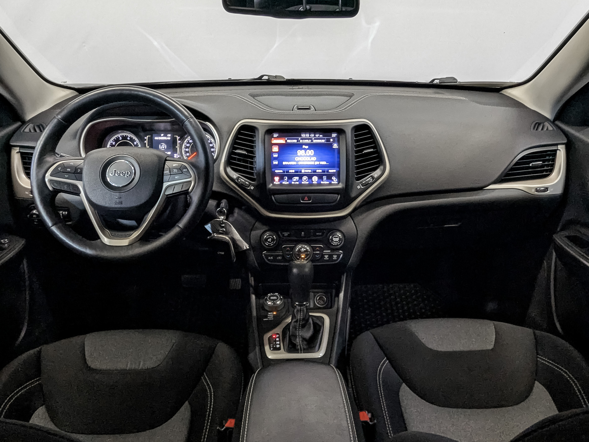 JEEP Cherokee 2.40 (177 л.с), автомат, 2014, пробег 113 676 км