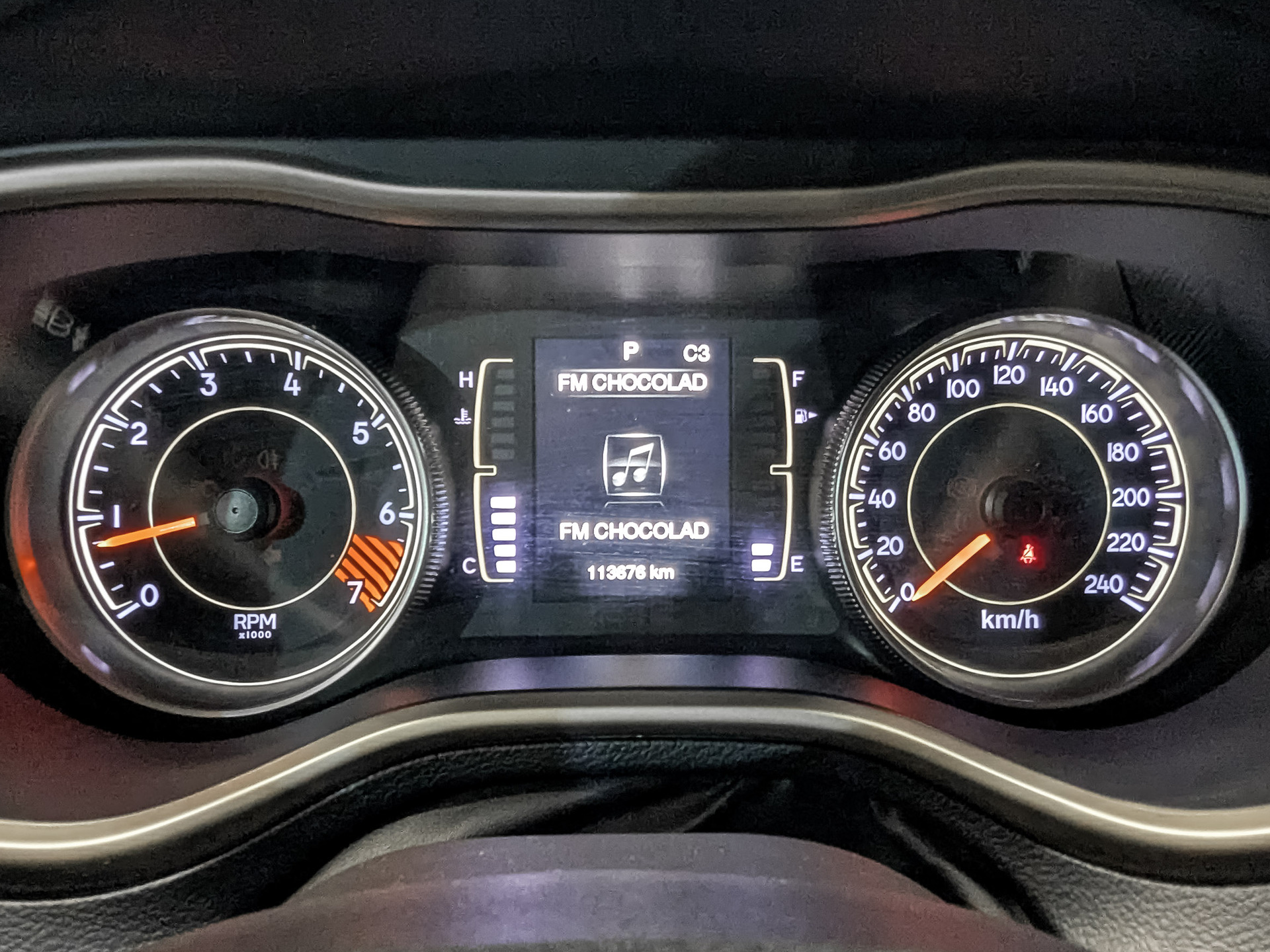 JEEP Cherokee 2.40 (177 л.с), автомат, 2014, пробег 113 676 км