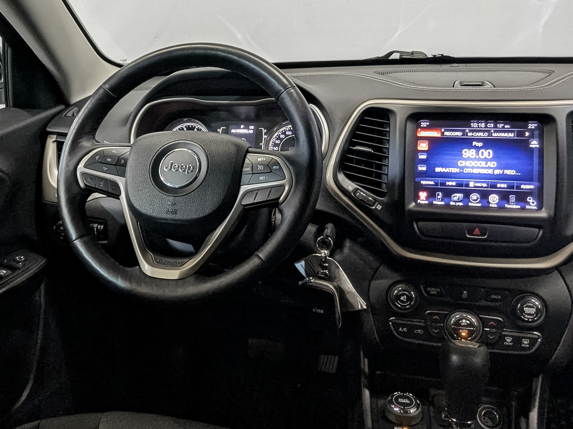 JEEP Cherokee 2.40 (177 л.с), автомат, 2014, пробег 113 676 км