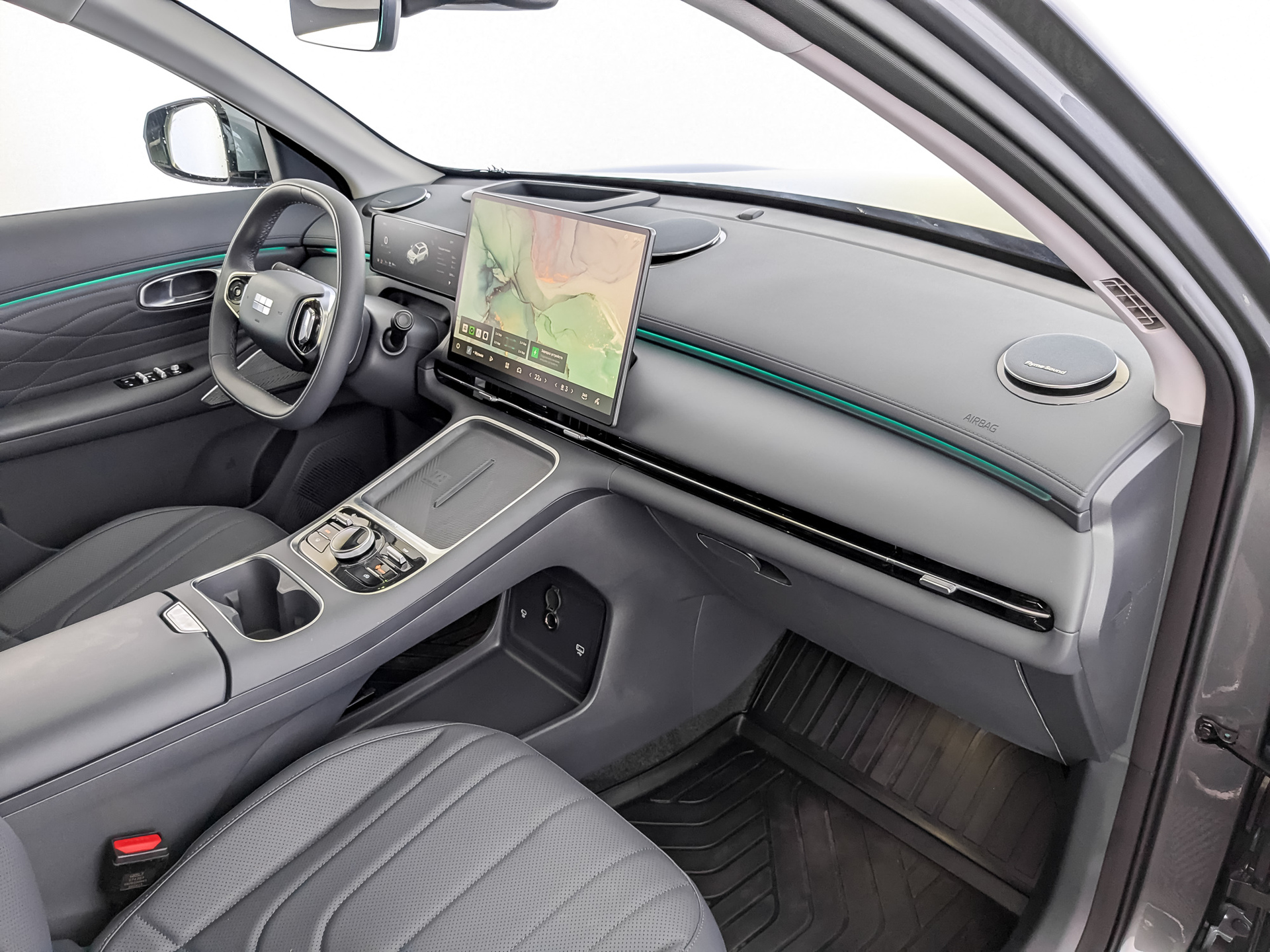 GEELY EX5 EM 1.50 (167 л.с), автомат, 2026, пробег 5 284 км
