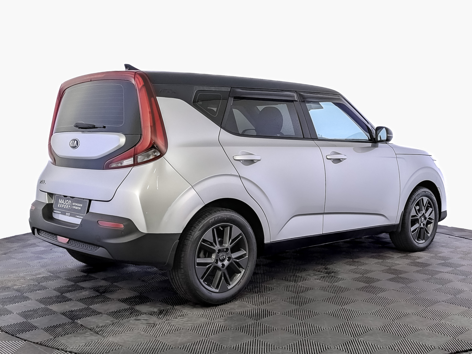 KIA Soul 1.60 (123 л.с), автомат, 2021, пробег 106 000 км