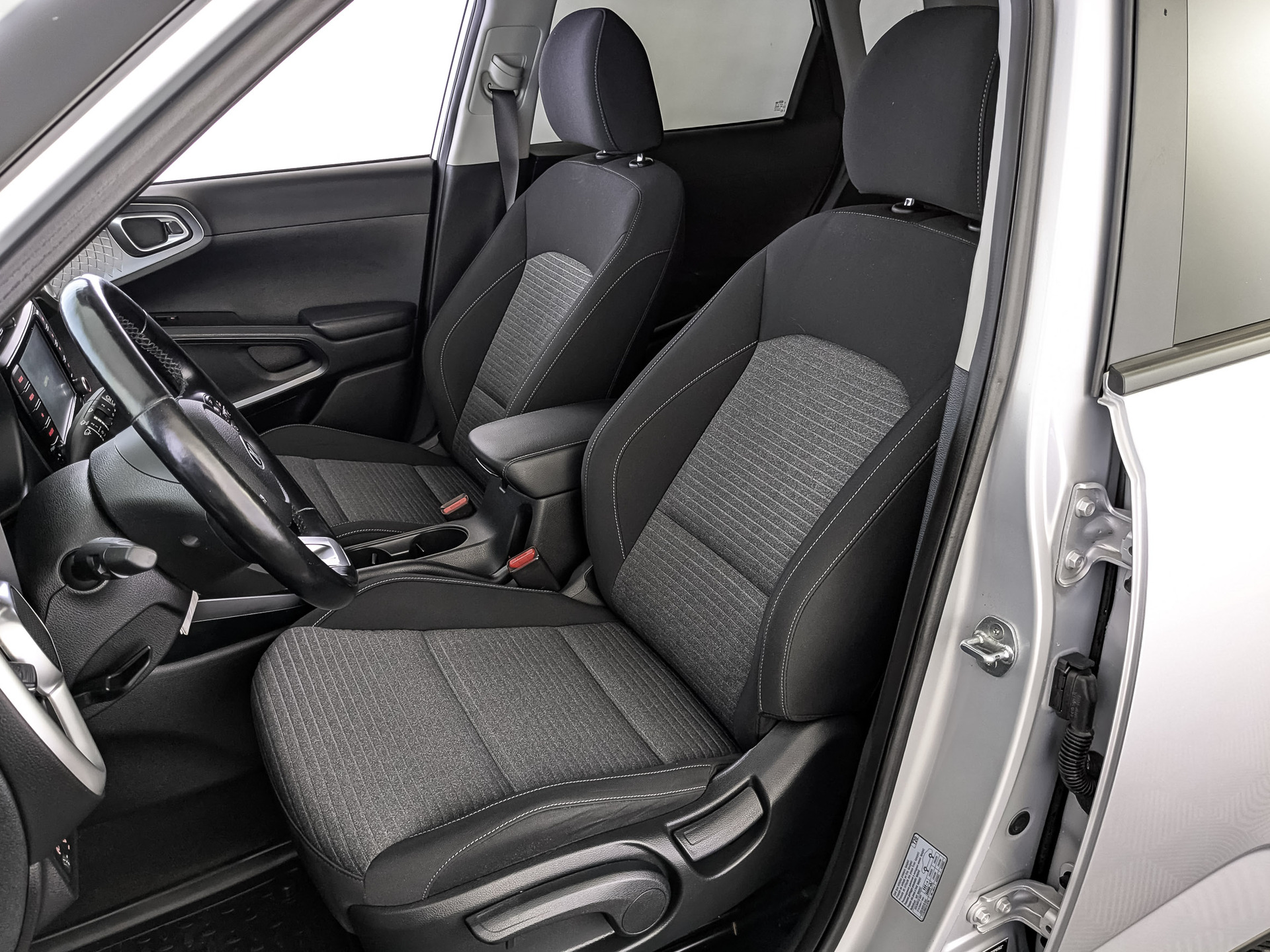 KIA Soul 1.60 (123 л.с), автомат, 2021, пробег 106 000 км