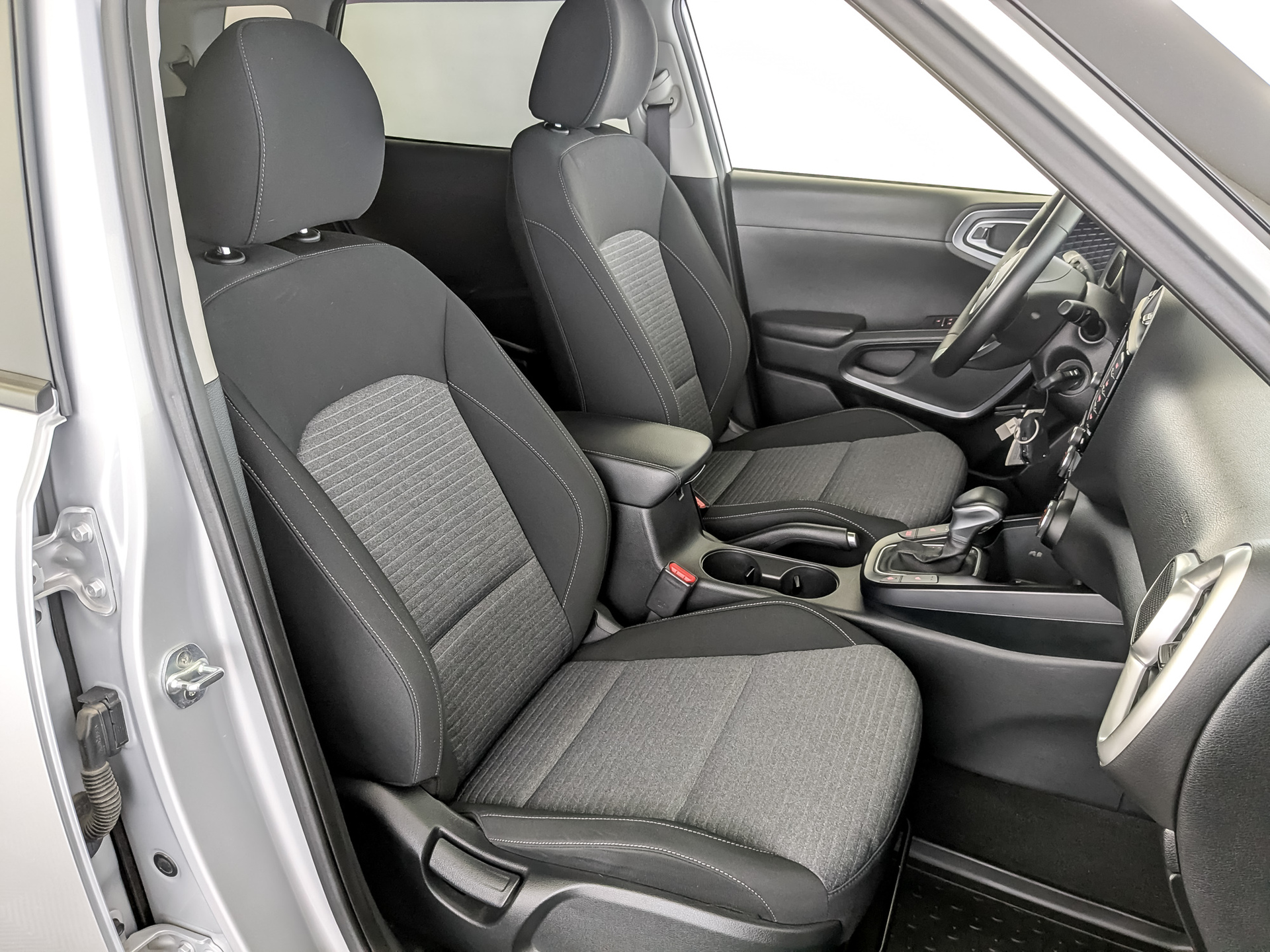 KIA Soul 1.60 (123 л.с), автомат, 2021, пробег 106 000 км