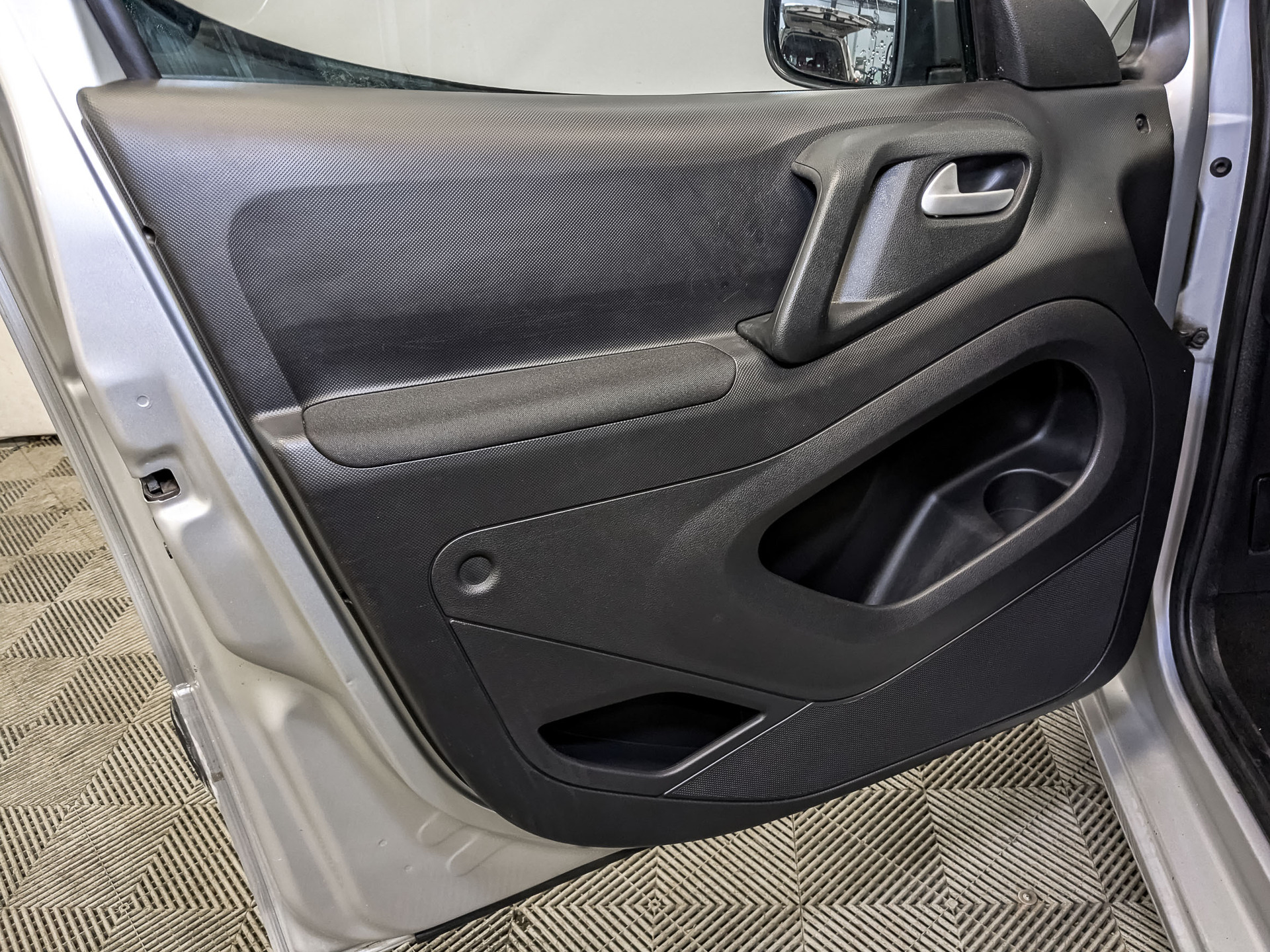 OPEL Combo 1.60 (115 л.с), автомат, 2021, пробег 82 804 км