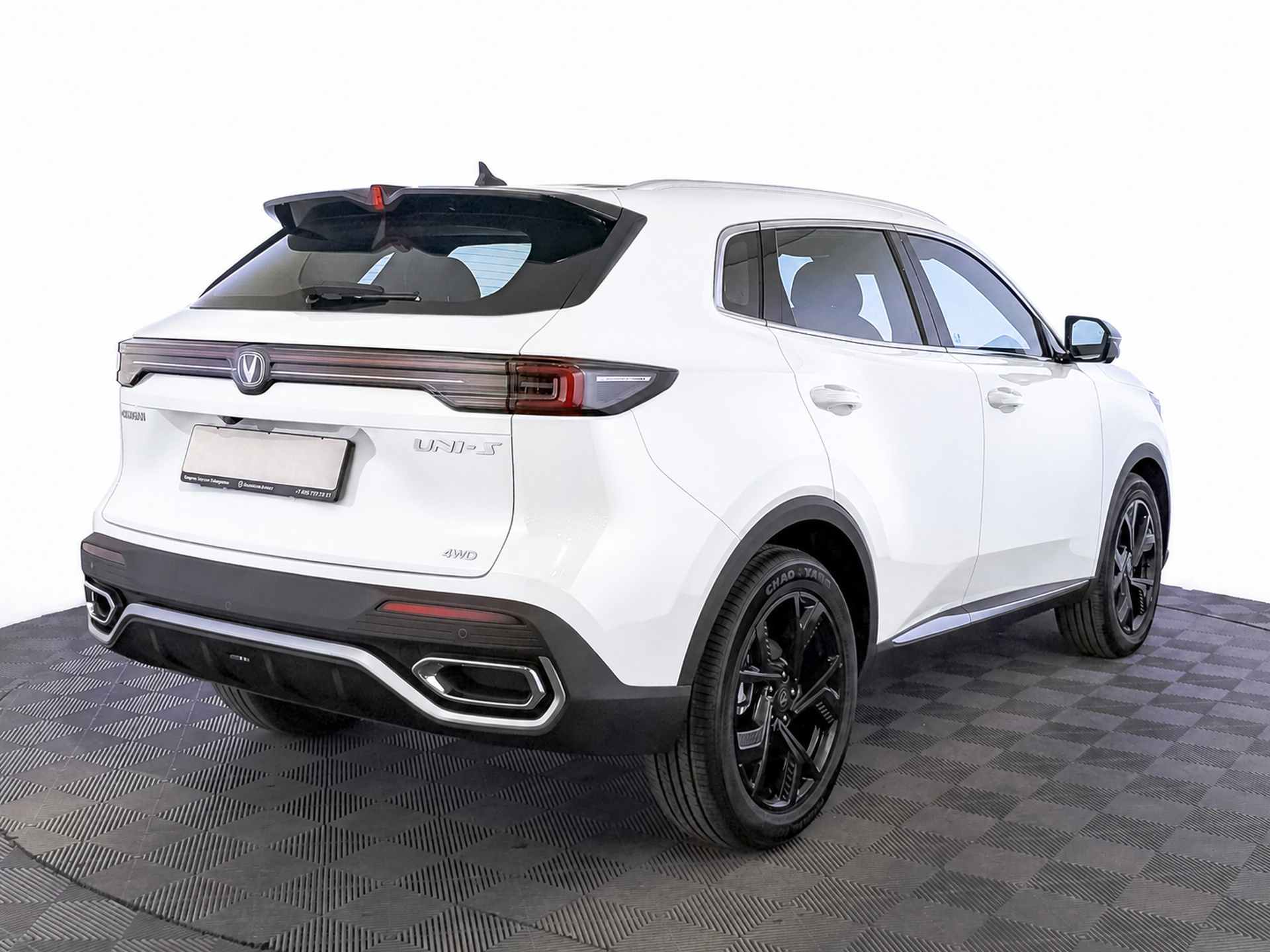 Фото Changan UNI-S Техно 1.5T/147 7RT Полный привод