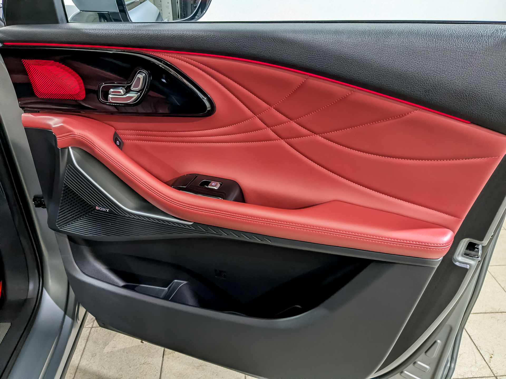EXEED RX 2.00 (249 л.с), автомат, 2023, пробег 70 852 км