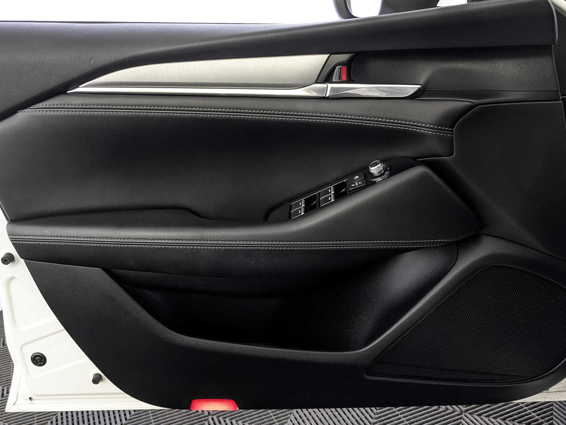 MAZDA 6 2.00 (150 л.с), автомат, 2019, пробег 89 233 км