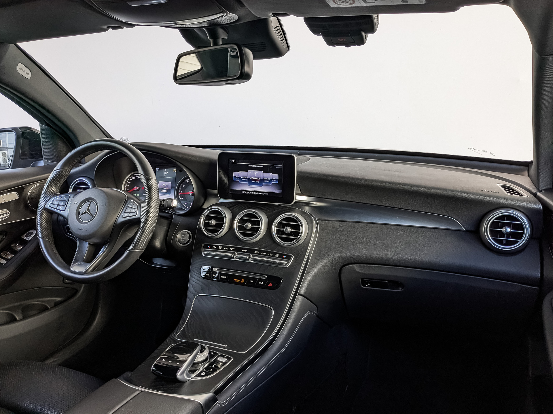 MERCEDES-BENZ GLC Coupe 2.00 (211 л.с), автомат, 2019, пробег 58 820 км