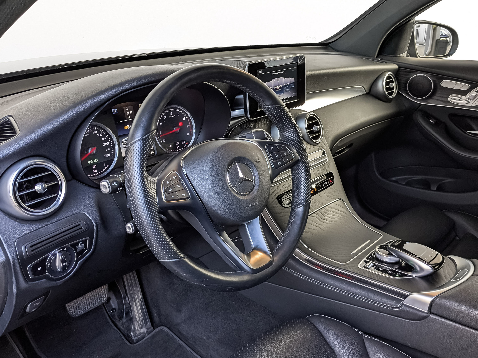 MERCEDES-BENZ GLC Coupe 2.00 (211 л.с), автомат, 2019, пробег 58 820 км