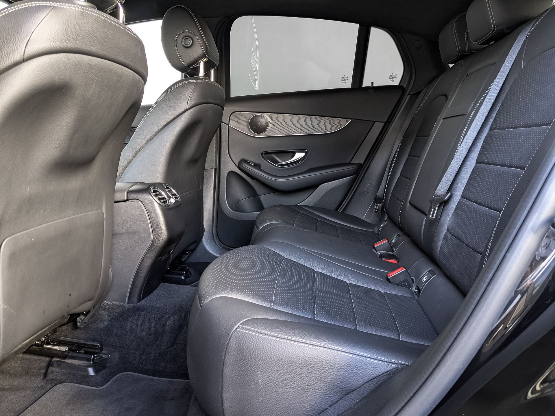 MERCEDES-BENZ GLC Coupe 2.00 (211 л.с), автомат, 2019, пробег 58 820 км