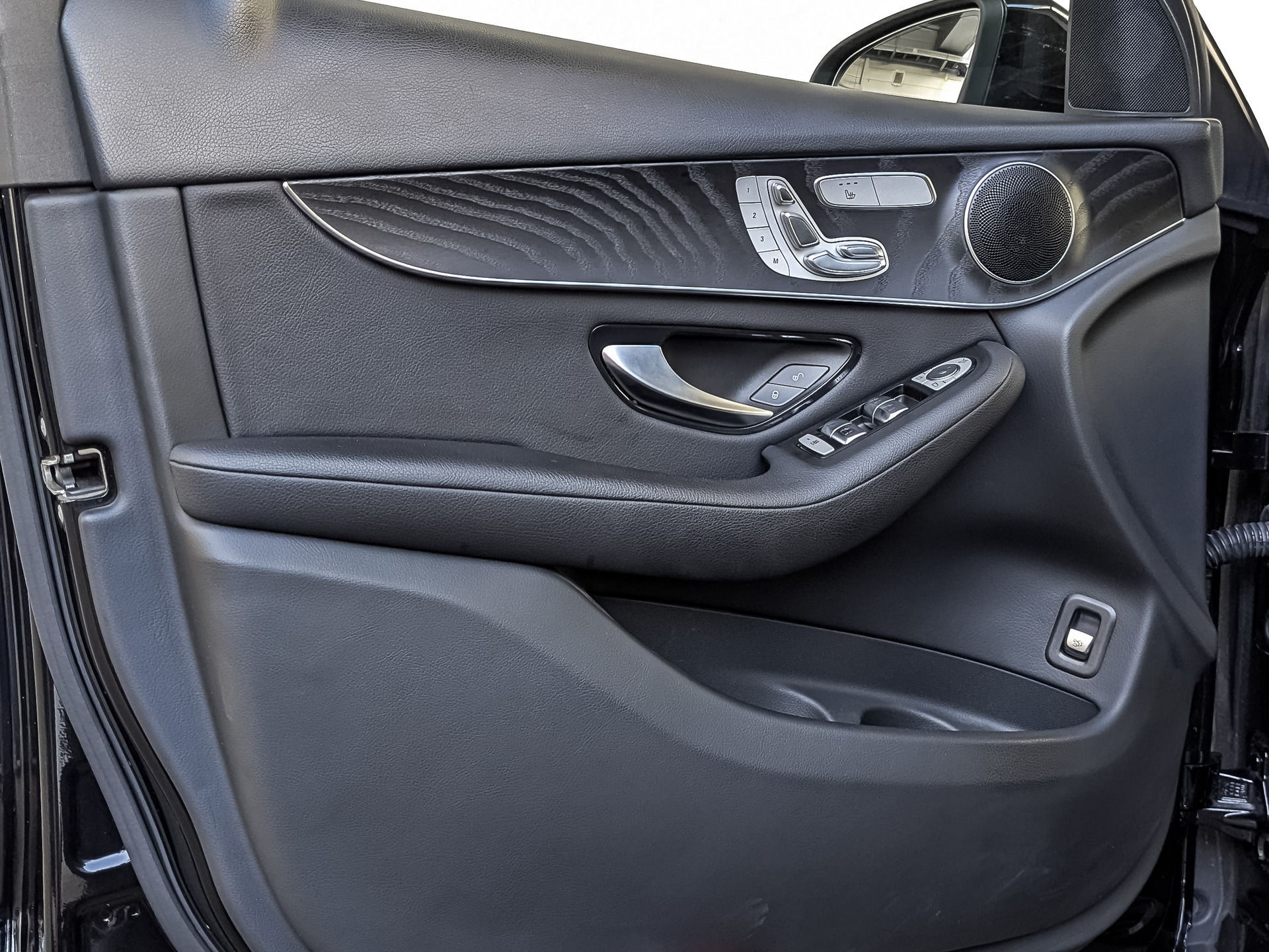 MERCEDES-BENZ GLC Coupe 2.00 (211 л.с), автомат, 2019, пробег 58 820 км