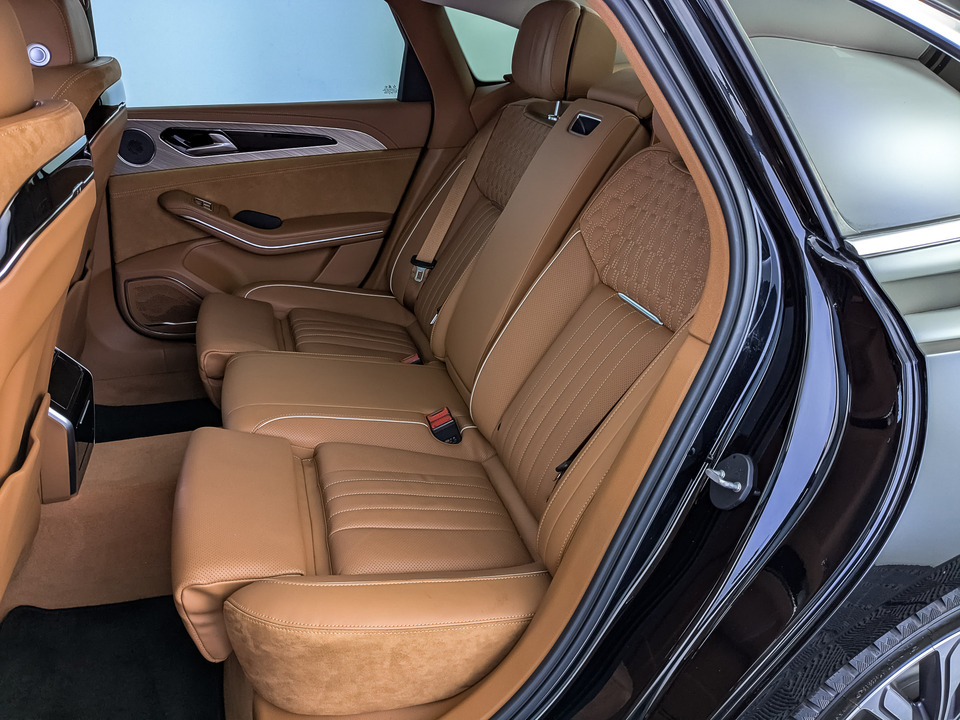 Фото Hongqi H9 с пробегом 97200 км