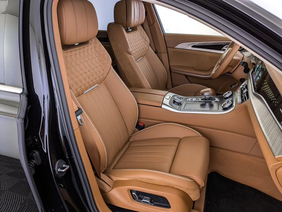 Фото Hongqi H9 с пробегом 97200 км