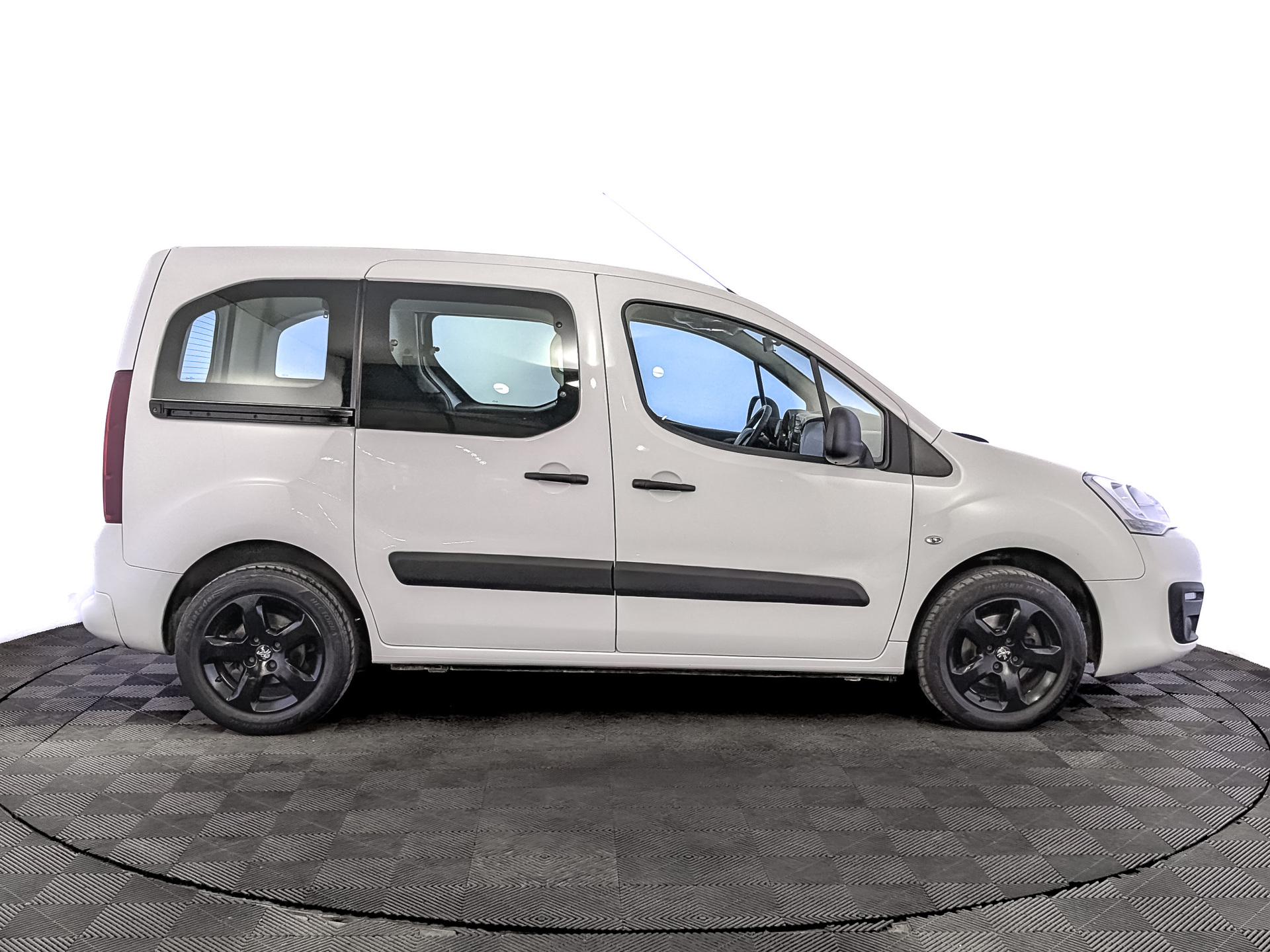 PEUGEOT Partner 1.60 (115 л.с), автомат, 2021, пробег 104 294 км