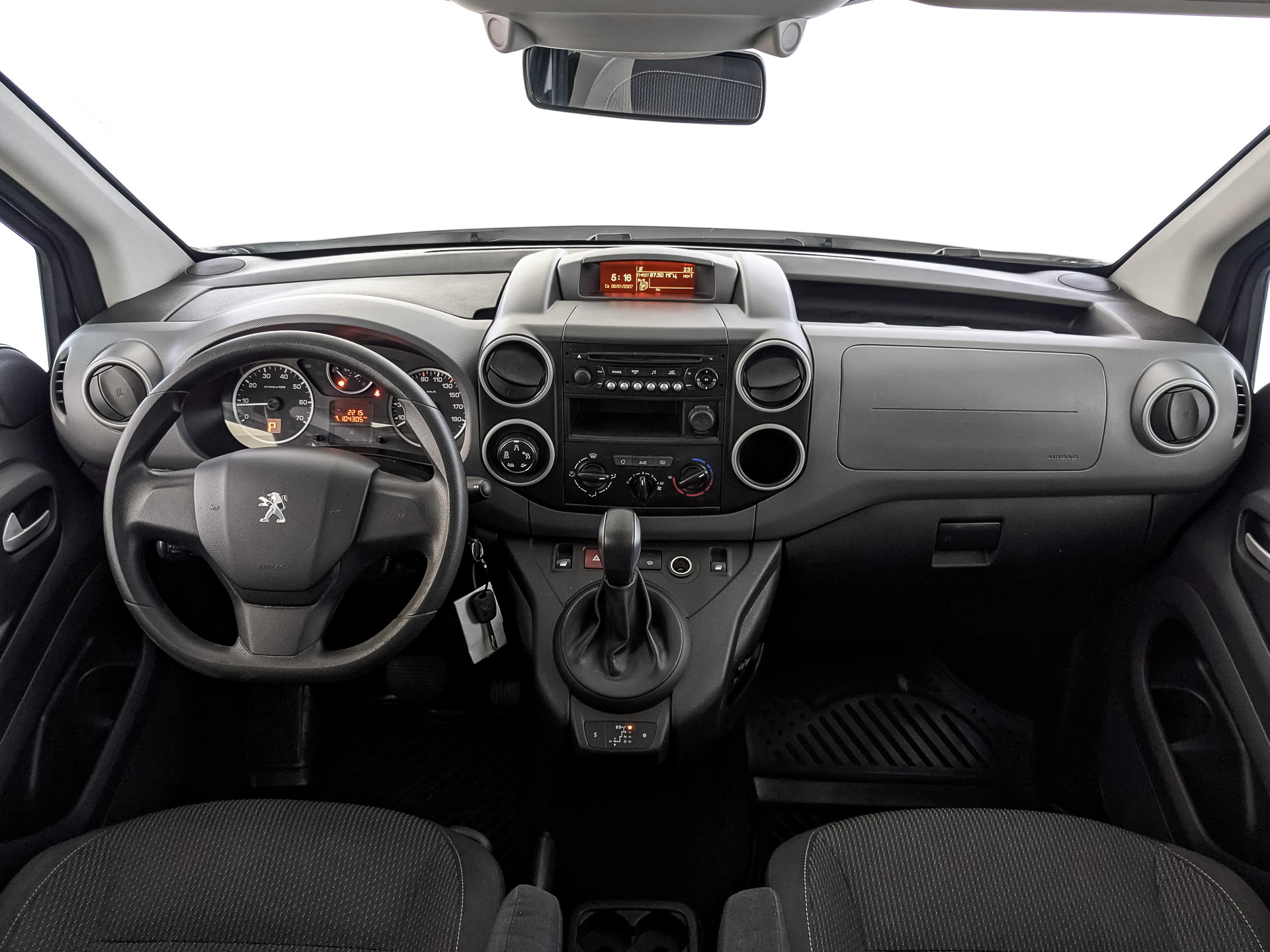 PEUGEOT Partner 1.60 (115 л.с), автомат, 2021, пробег 104 294 км