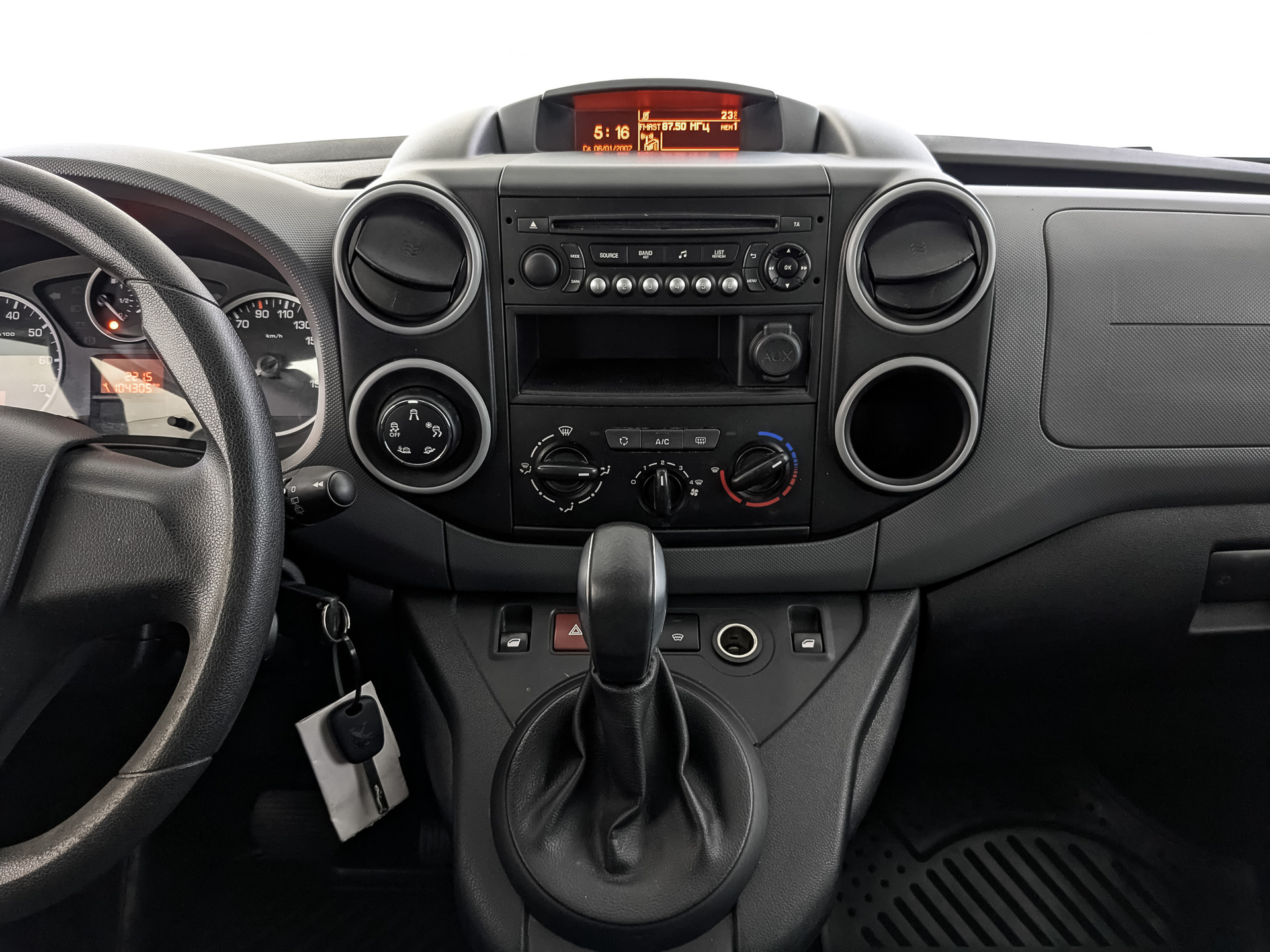 PEUGEOT Partner 1.60 (115 л.с), автомат, 2021, пробег 104 294 км