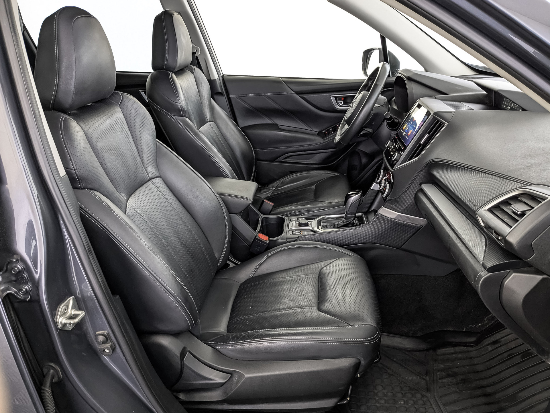 SUBARU Forester 2.00 (150 л.с), автомат, 2021, пробег 96 057 км