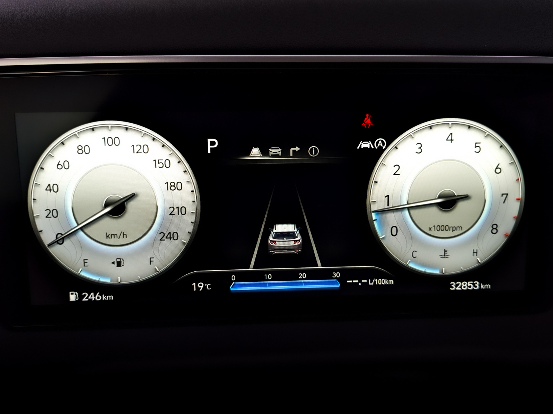 HYUNDAI Tucson 1.60 (180 л.с), автомат, 2022, пробег 32 851 км
