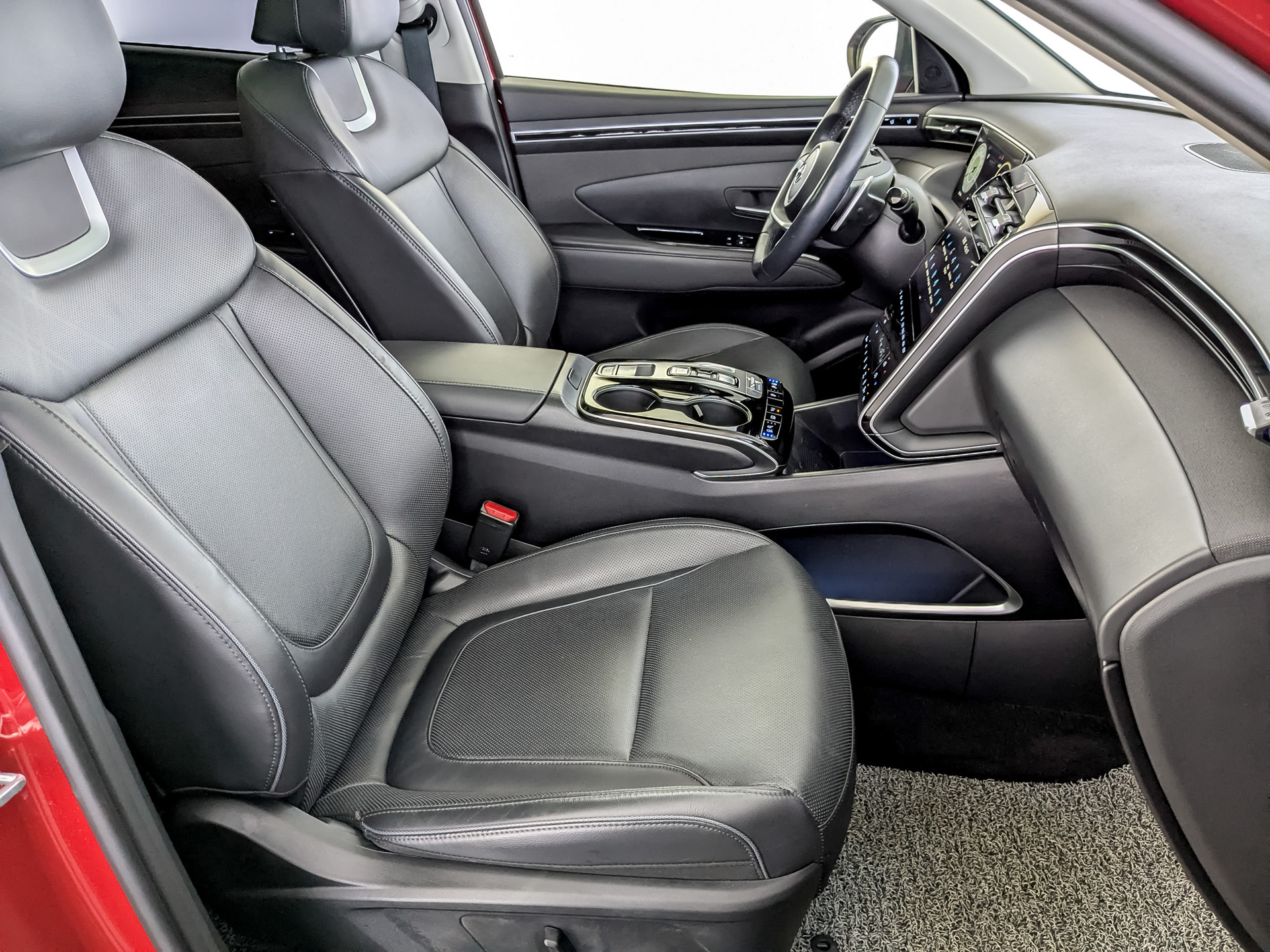 HYUNDAI Tucson 1.60 (180 л.с), автомат, 2022, пробег 32 851 км